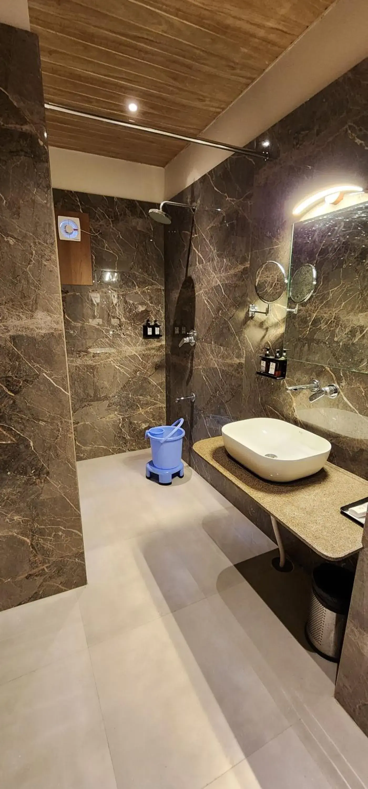 Hotel Gorbandh Hotel Gorbandh