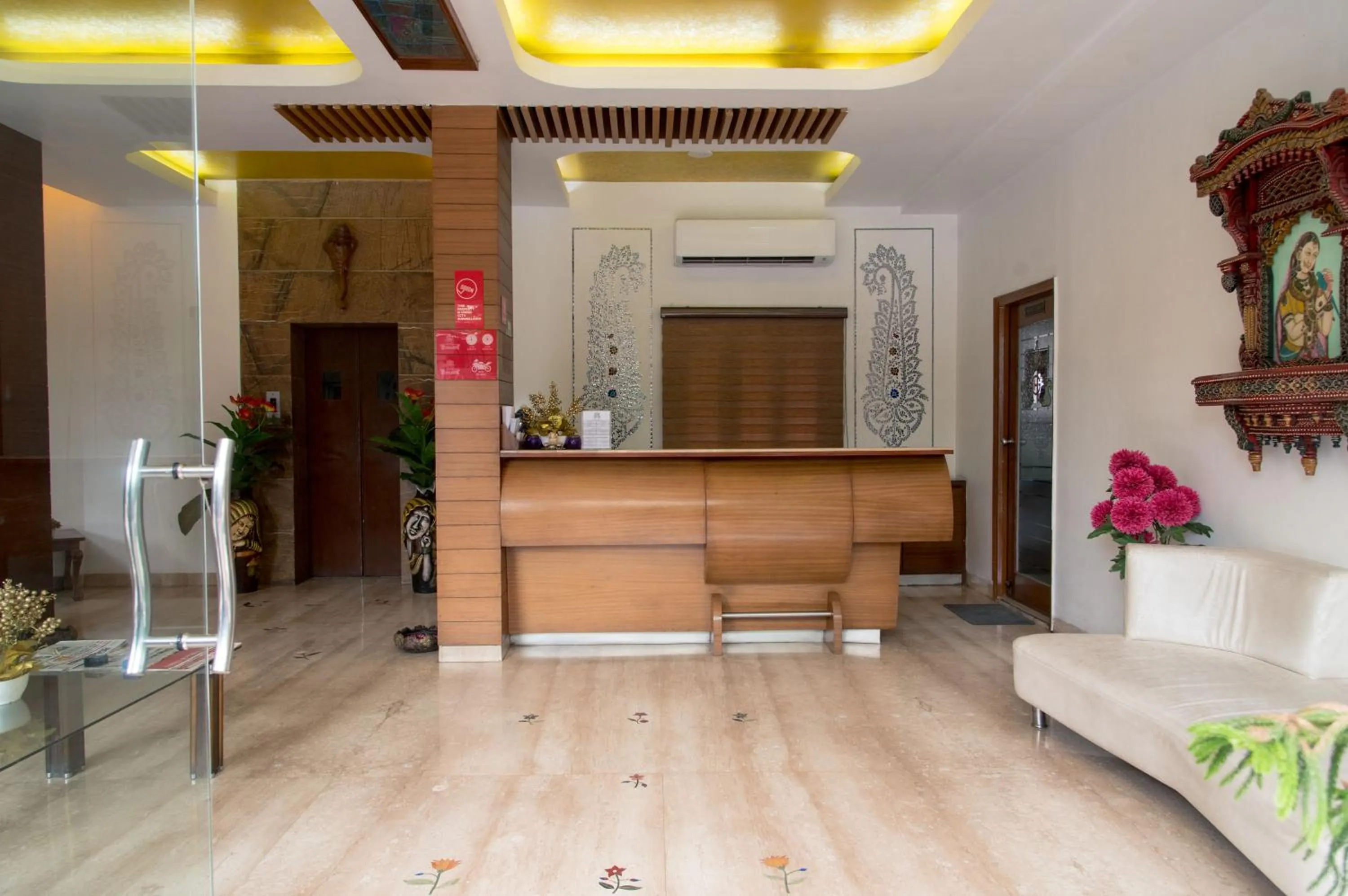 Staff in Hotel Gorbandh