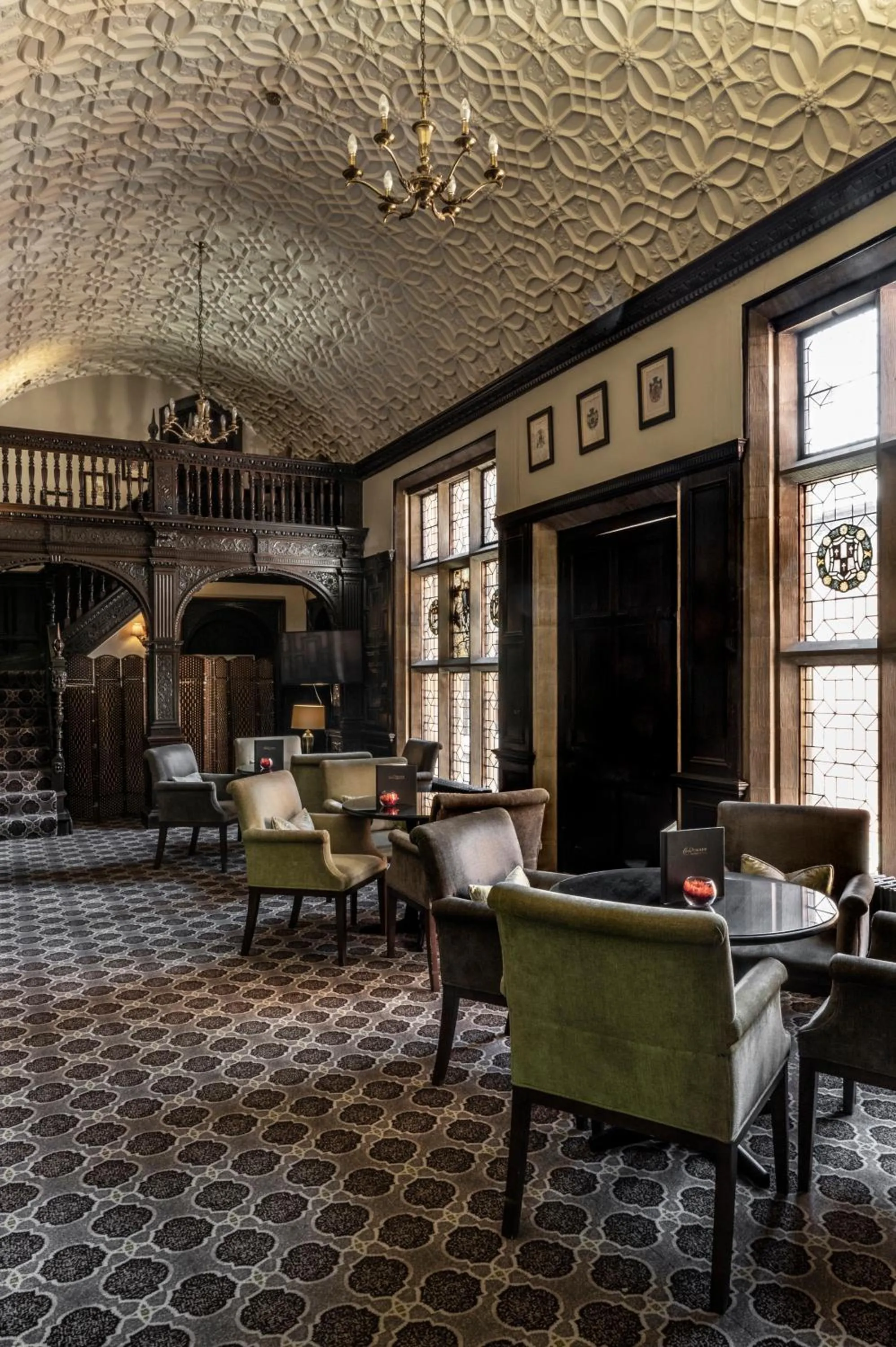 Lounge or bar in Audleys Wood Hotel, Basingstoke