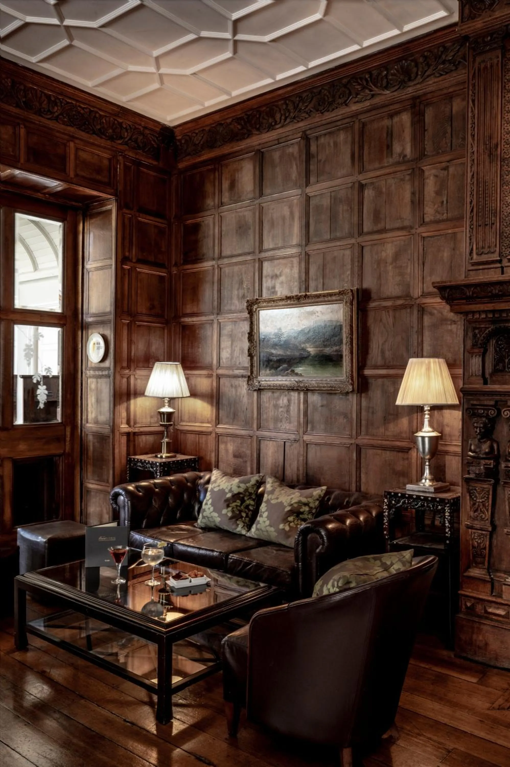 Lounge or bar in Audleys Wood Hotel, Basingstoke