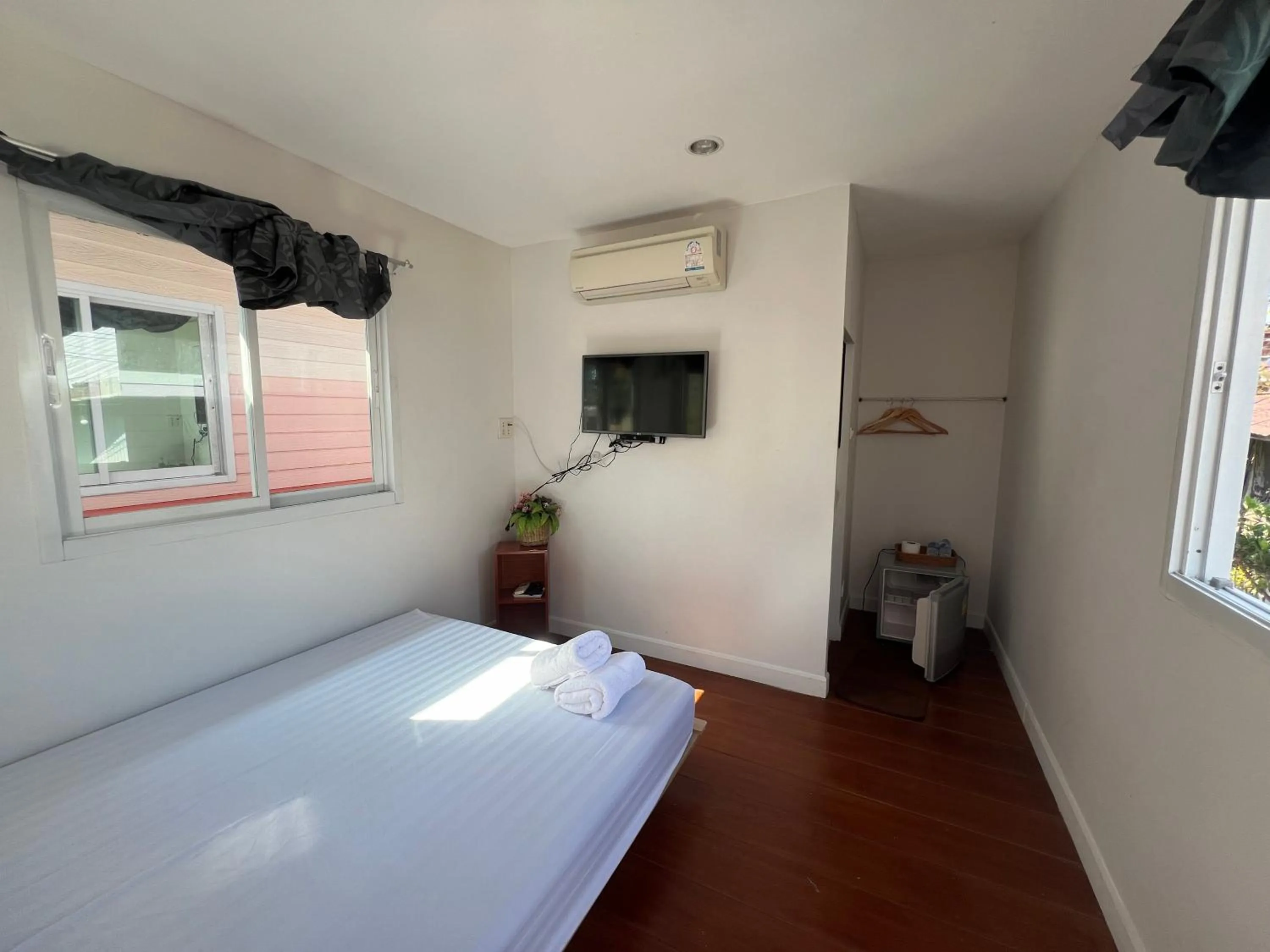 Bed in Se'sun Amphawa