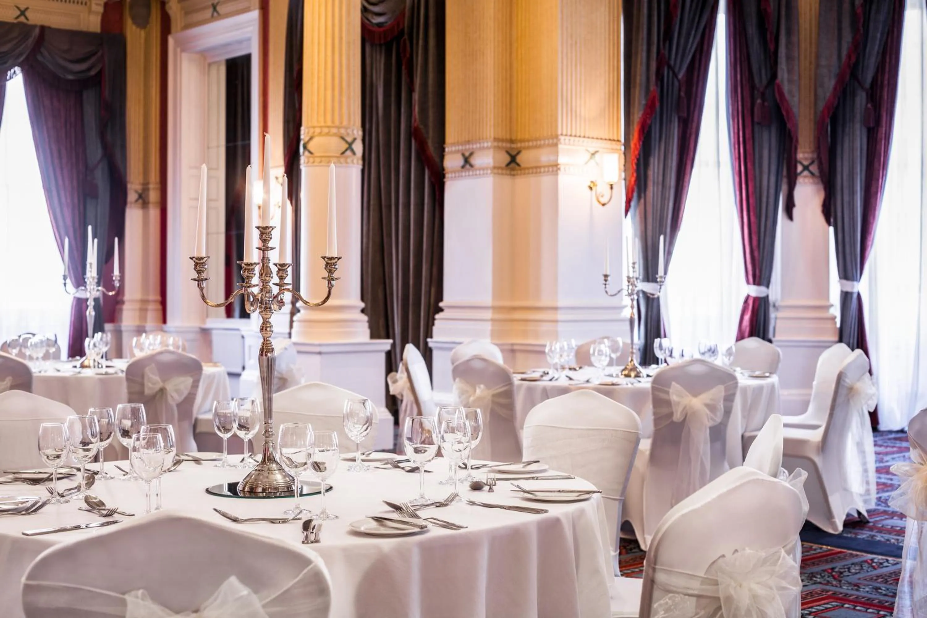 Banquet/Function facilities in Exeter Rougemont Hotel by Sunday