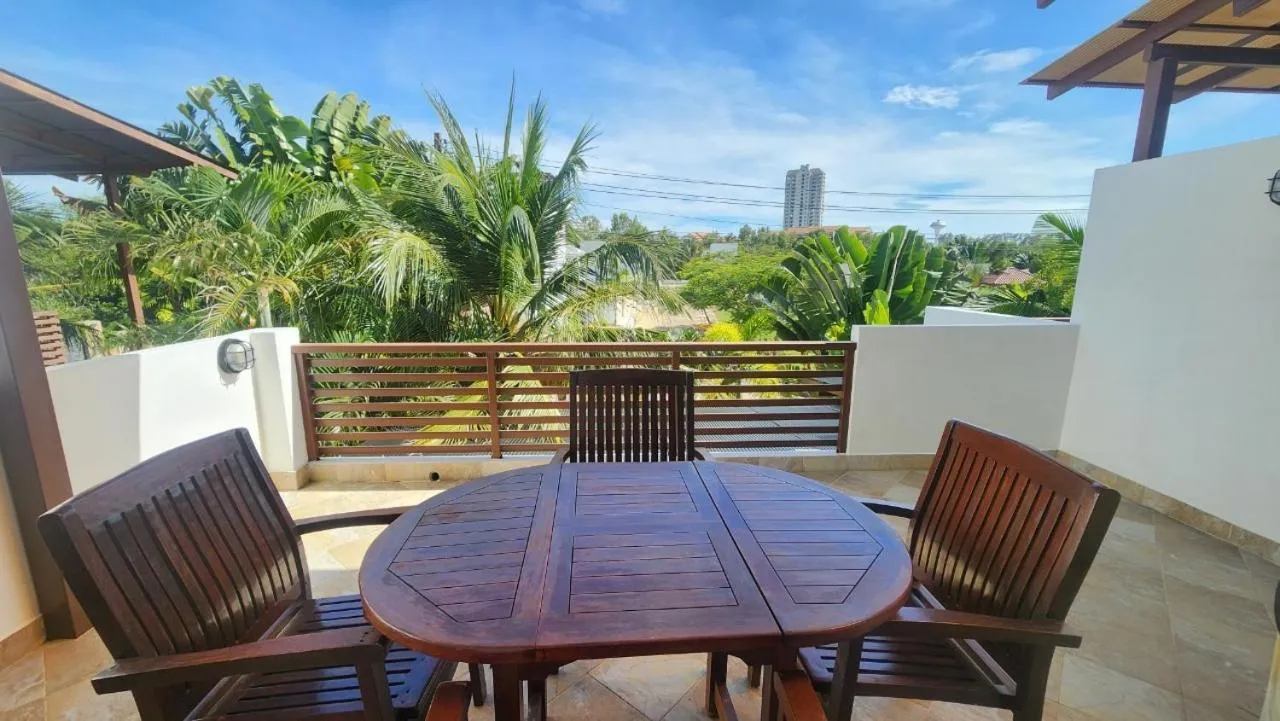 Oasis Garden &amp; Pool Villa at VIP Resort