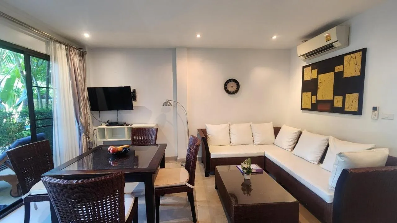 Oasis Garden &amp; Pool Villa at VIP Resort