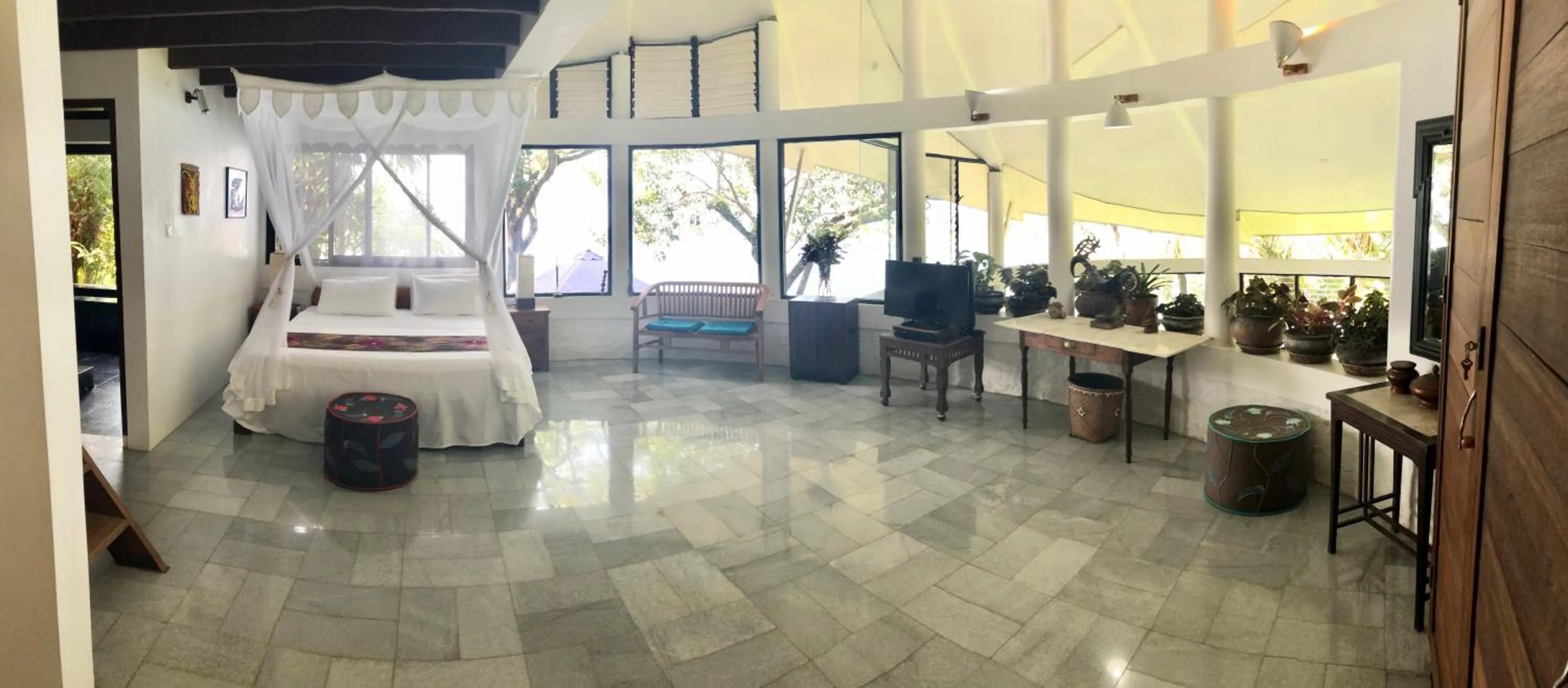 TV and multimedia, Bed in Puncak Air Manis Residence