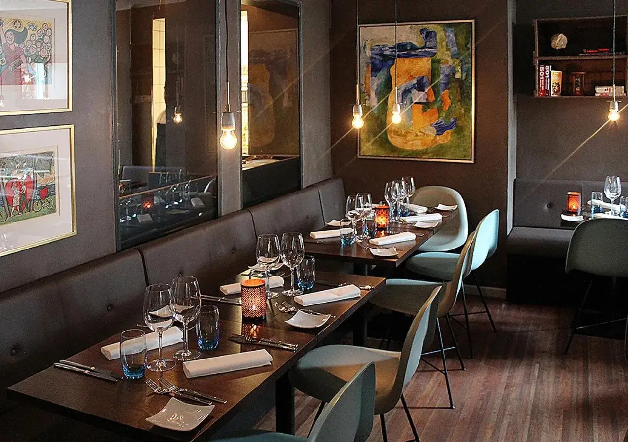 Restaurant/places to eat in Hotel Kong Arthur Restaurant/places to eat in Hotel Kong Arthur