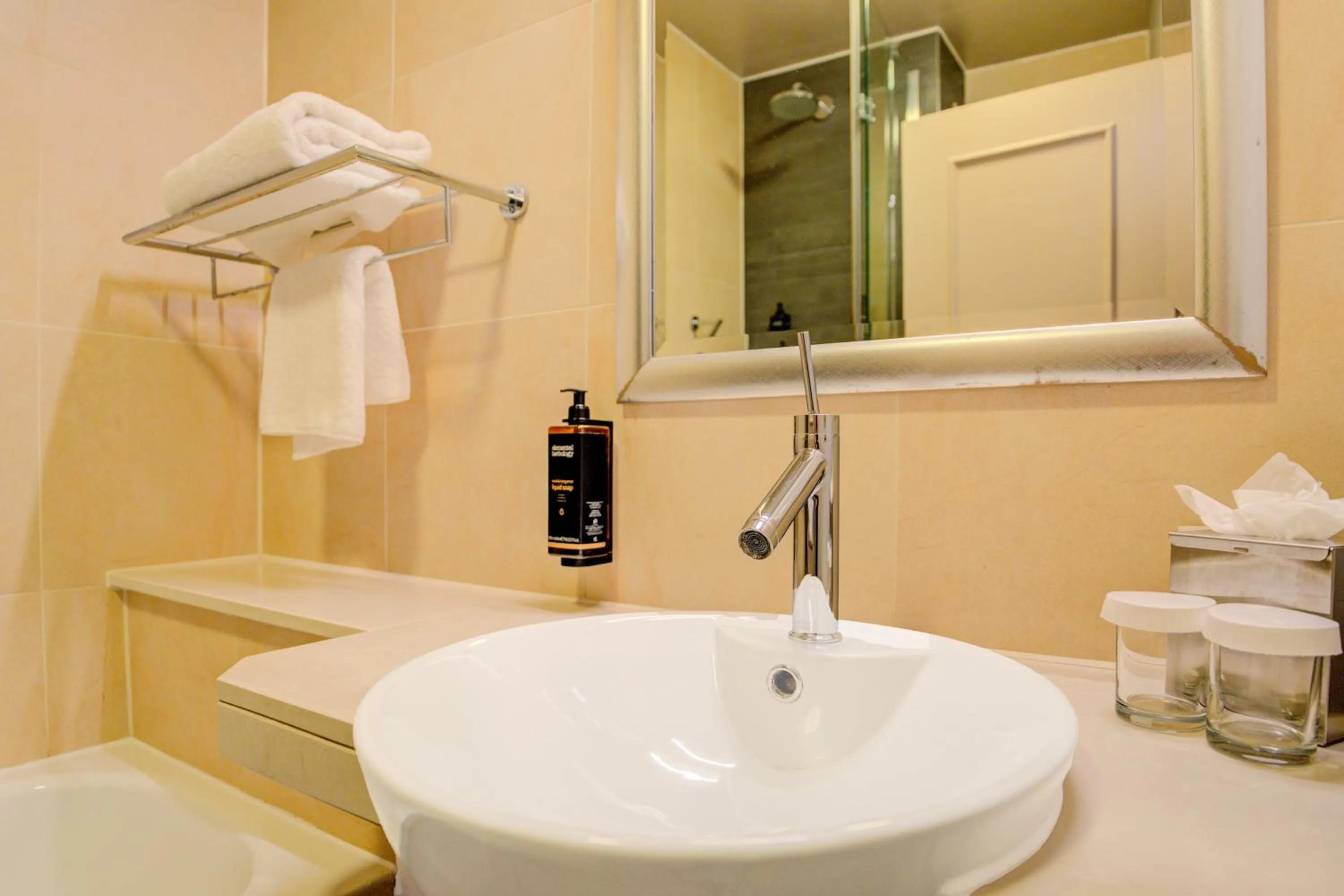 Bathroom in Atlantic Tower Hotel Liverpool By Sunday