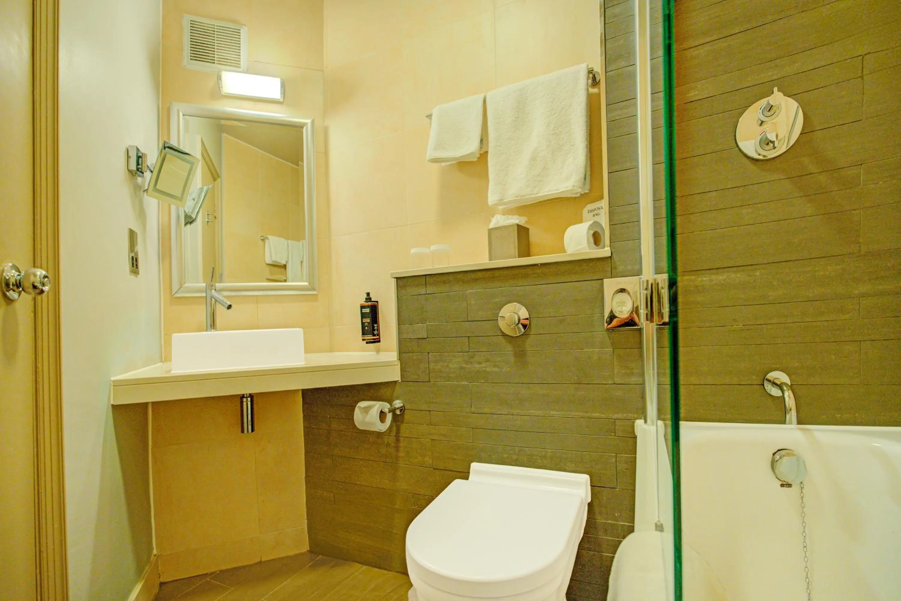 Bathroom in Atlantic Tower Hotel Liverpool By Sunday