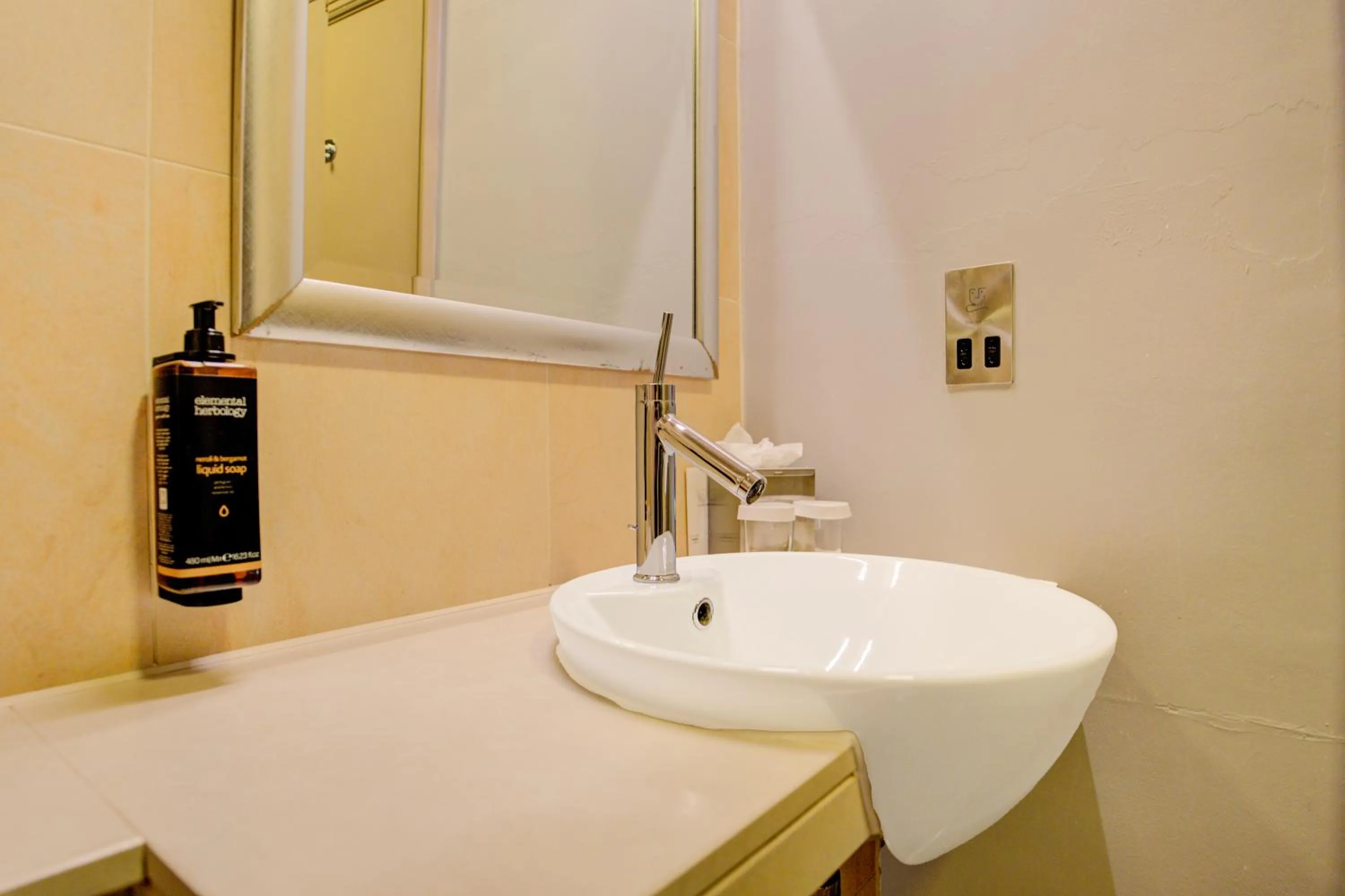 Bathroom in Atlantic Tower Hotel Liverpool By Sunday