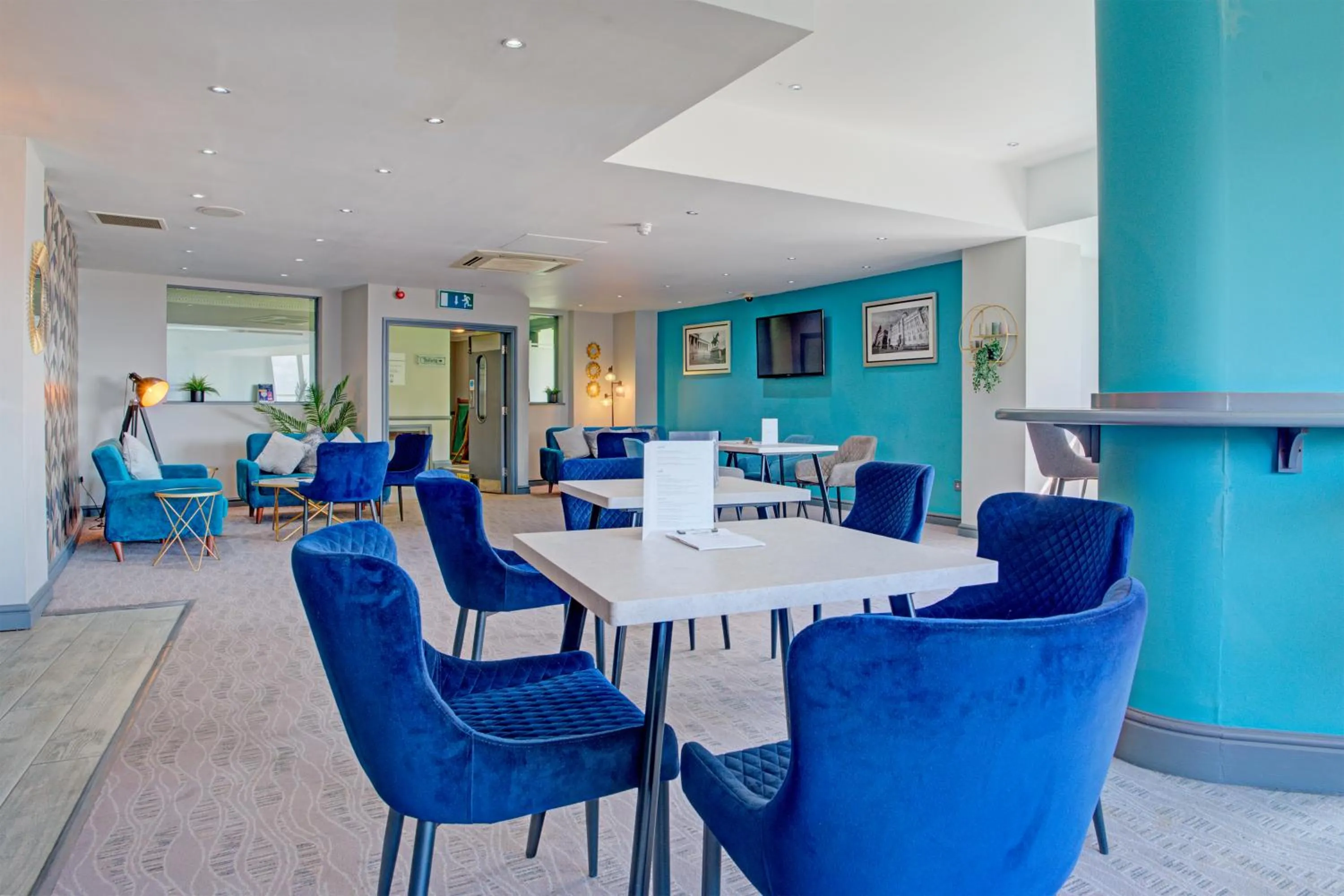 Restaurant/places to eat in Atlantic Tower Hotel Liverpool By Sunday