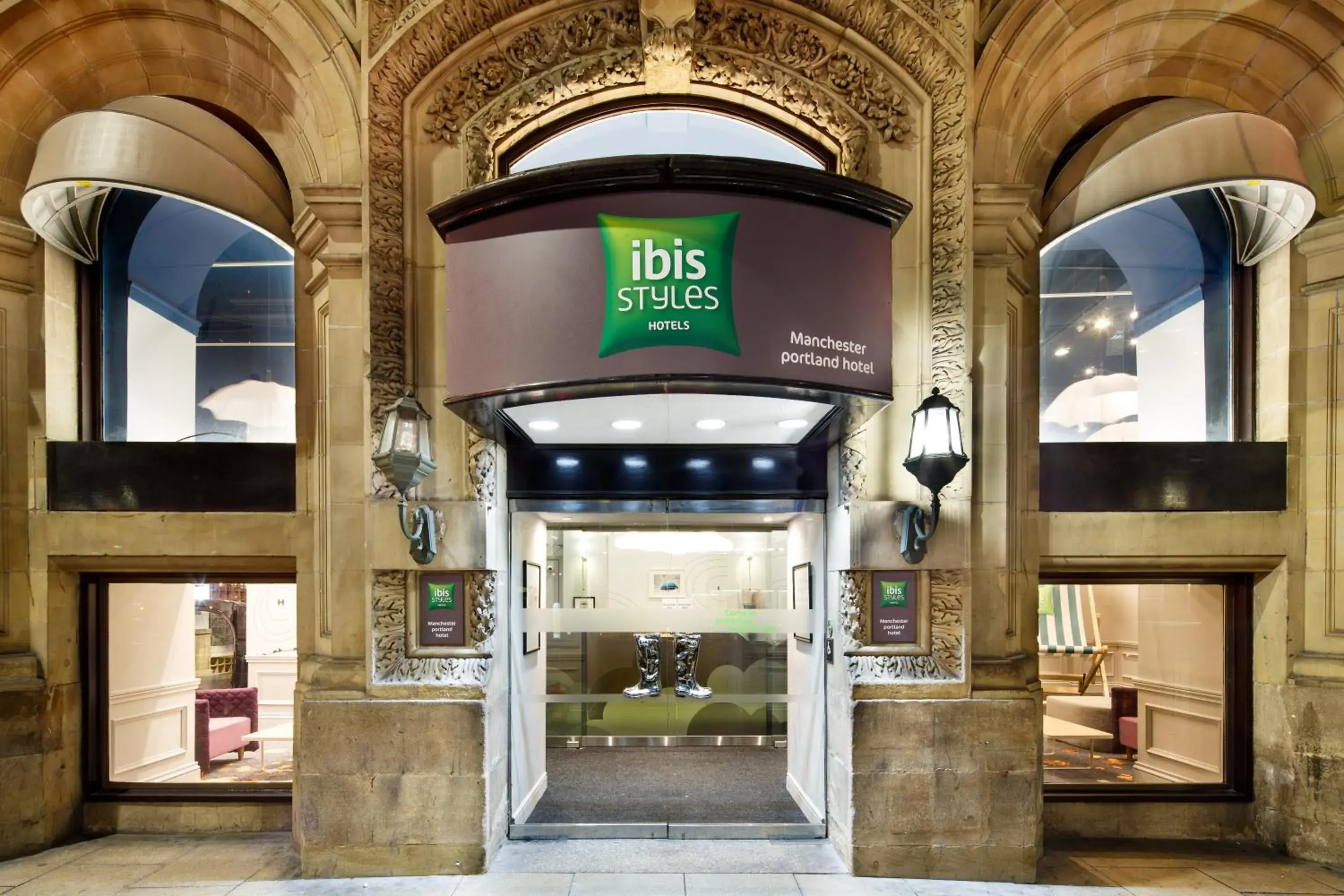 Facade/entrance in ibis Styles Manchester Portland Facade/entrance in ibis Styles Manchester Portland