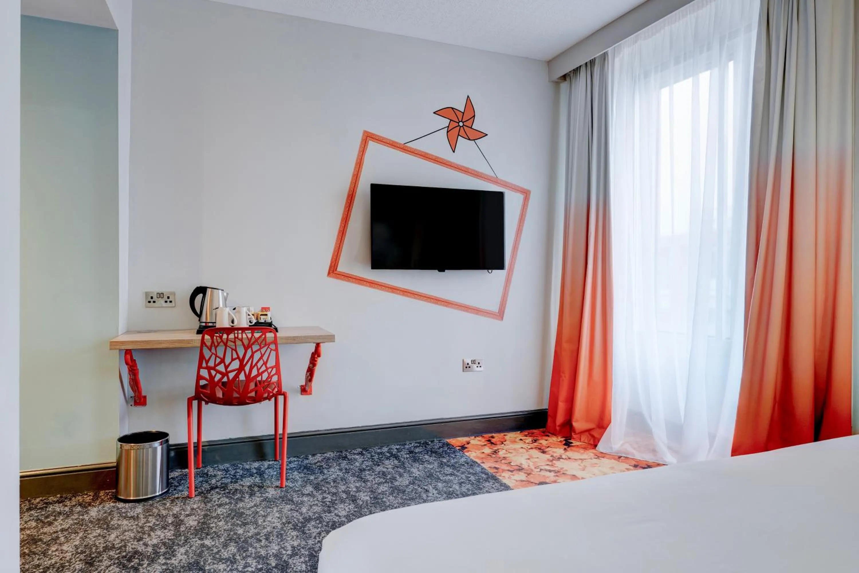 Bed in Manchester Portland By Sunday