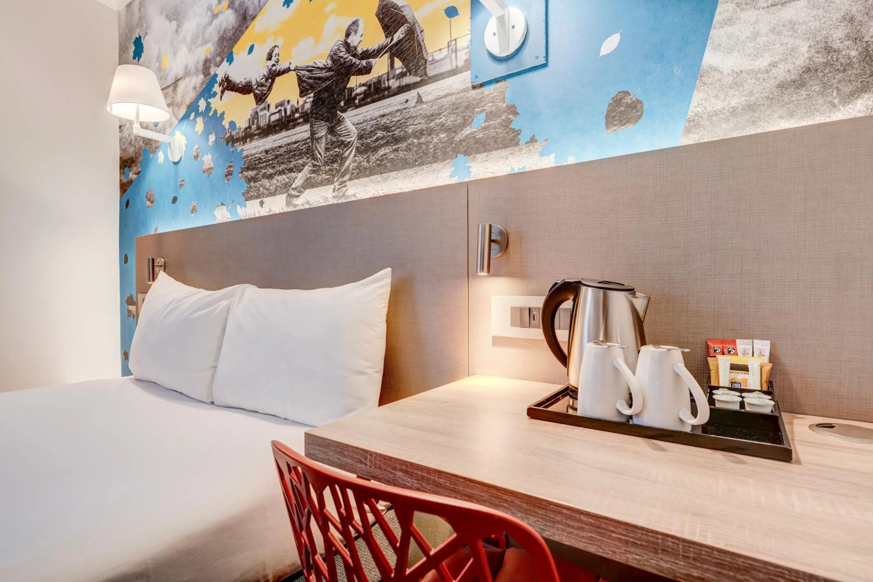 Bedroom, Bed in Manchester Portland By Sunday