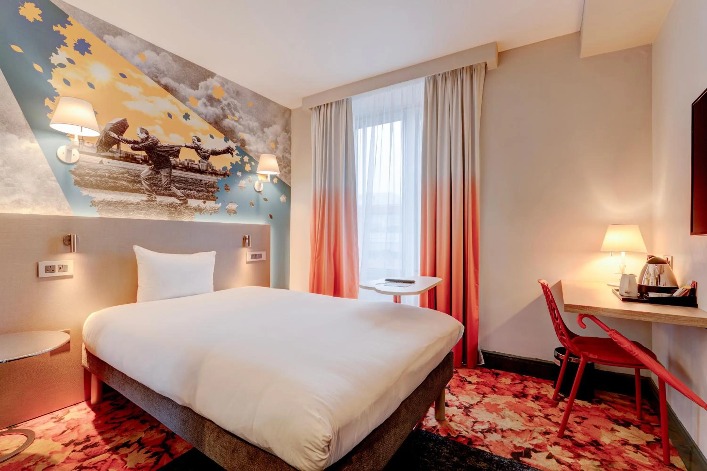 Bedroom, Bed in Manchester Portland By Sunday