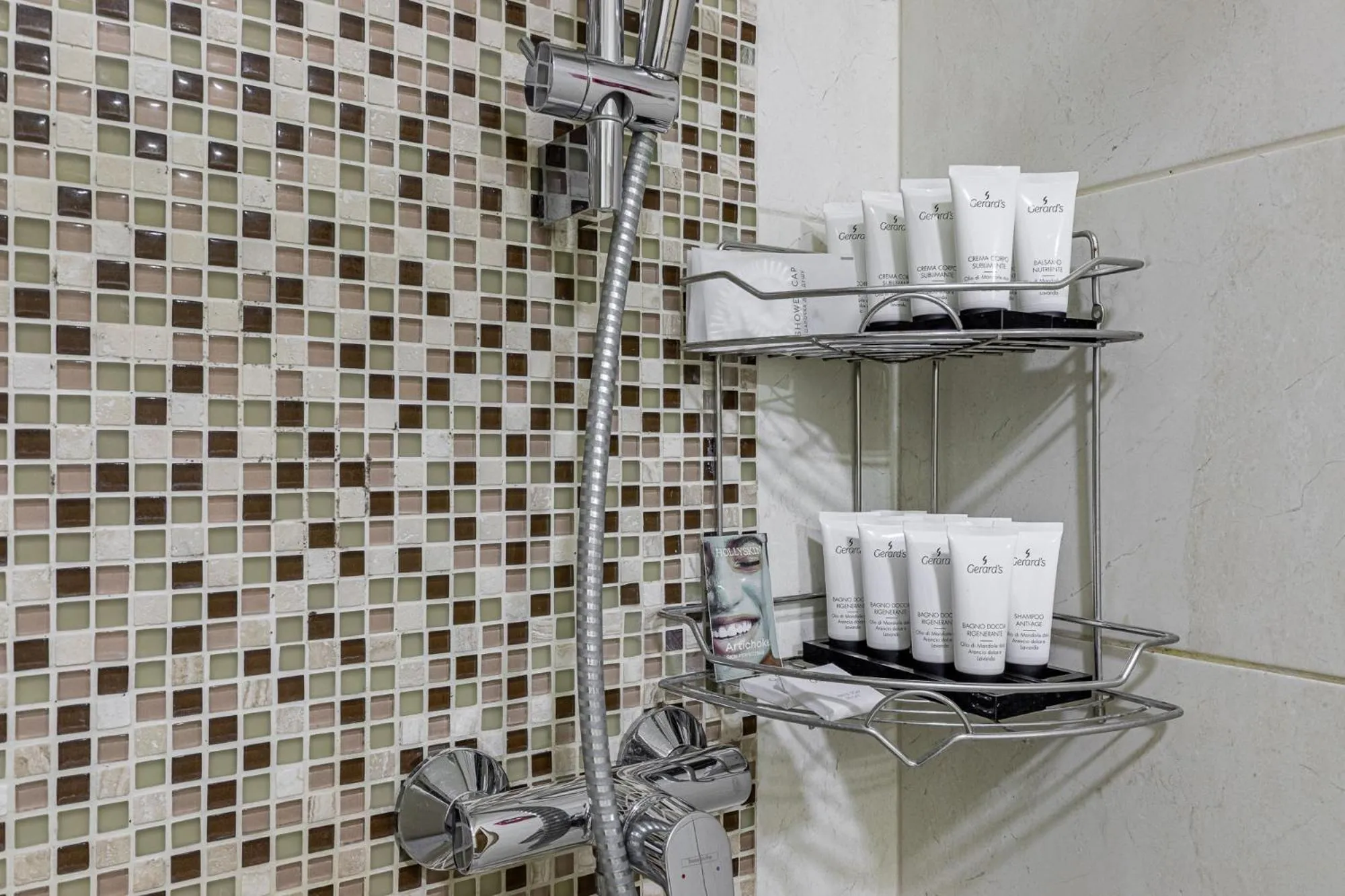 Shower in SPA Hotel Galera