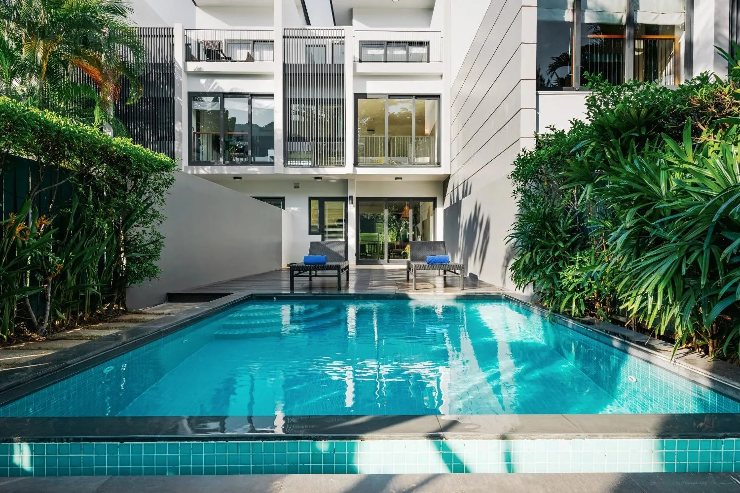 Swimming pool in Laguna Parkside Lăng Cô