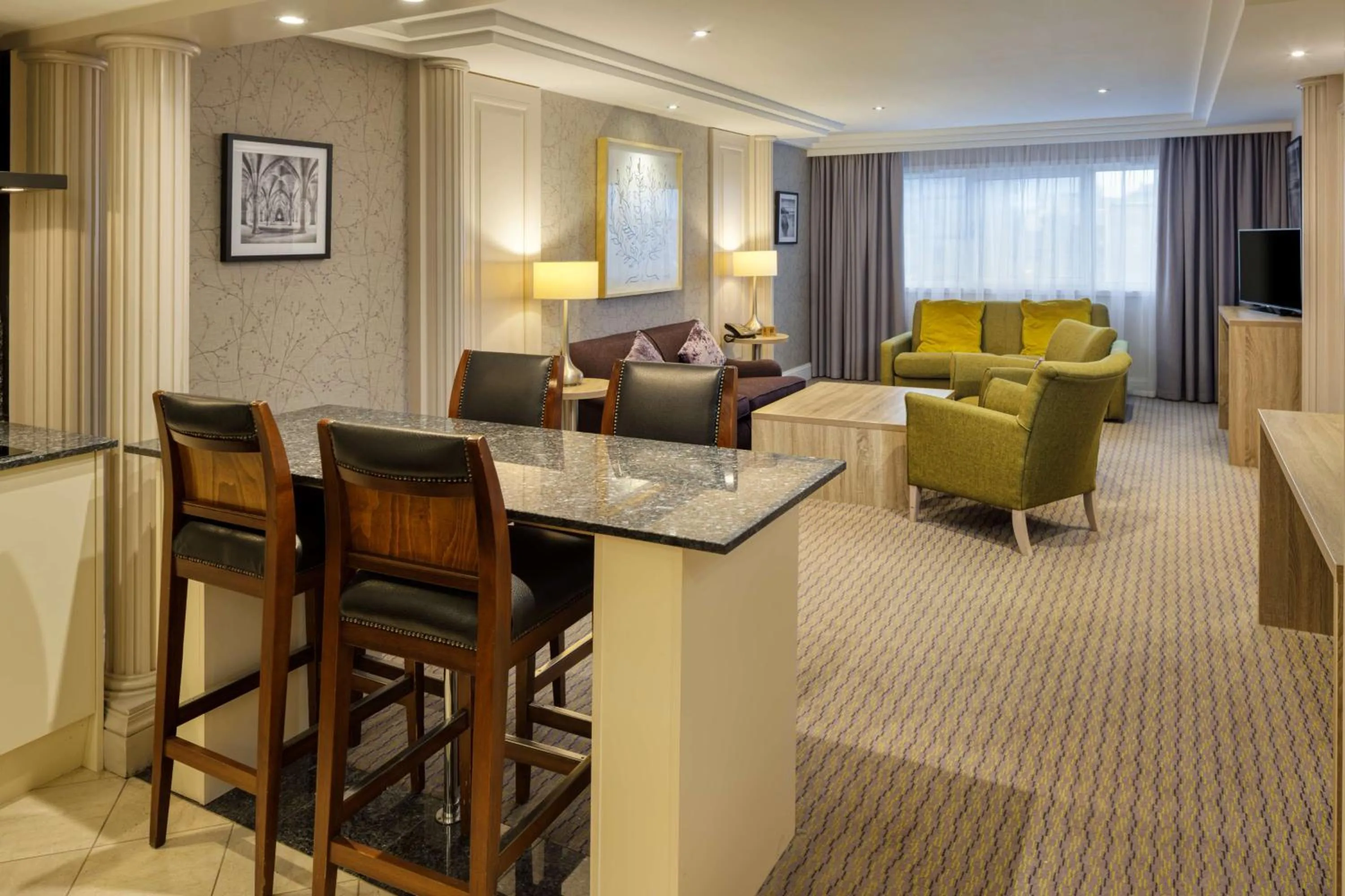 Photo of the whole room in DoubleTree by Hilton Glasgow Central
