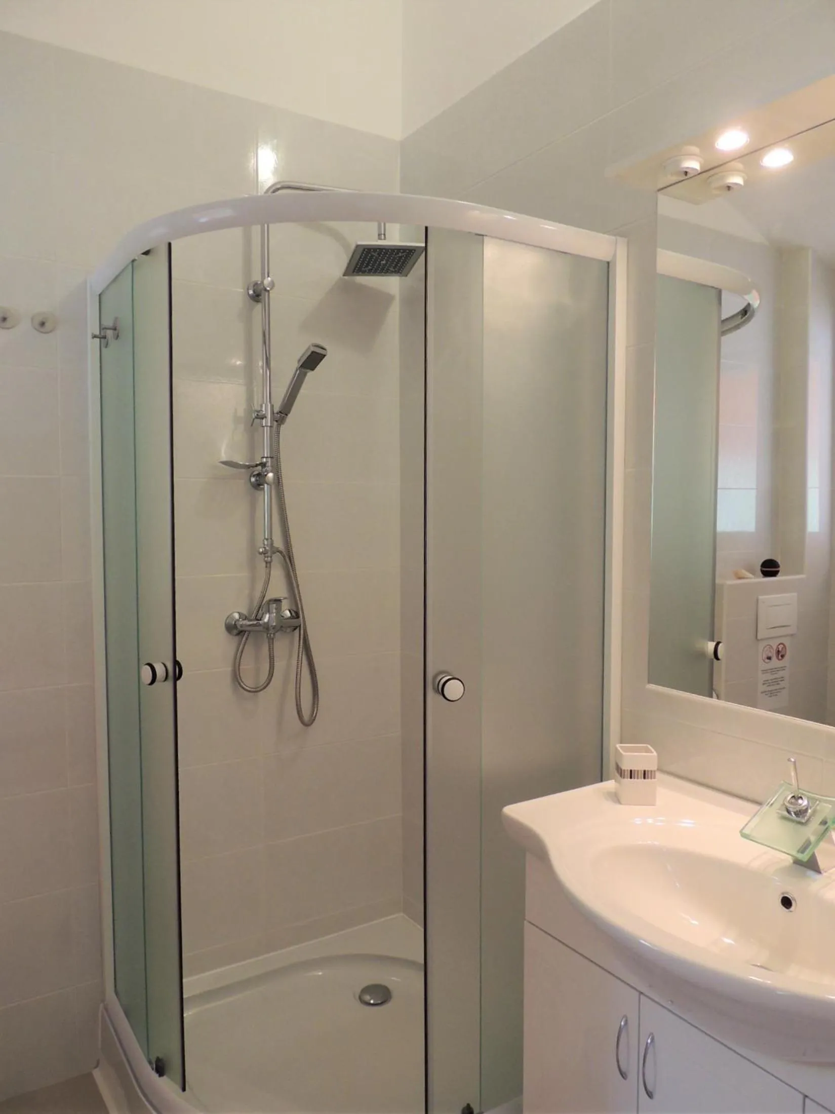 Shower in Apartment Cindy