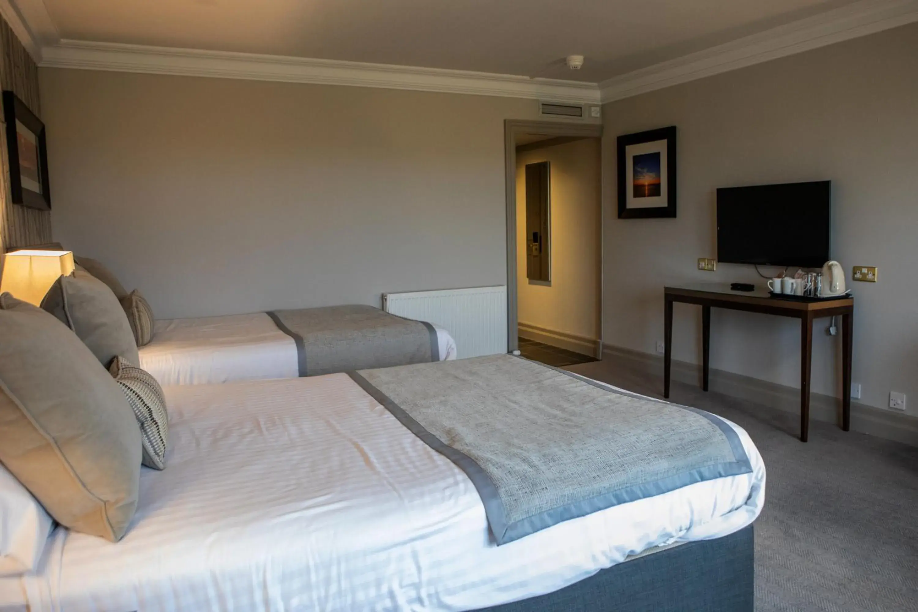 Double Double Room in Riverside Lodge Hotel Double Double Room in Riverside Lodge Hotel