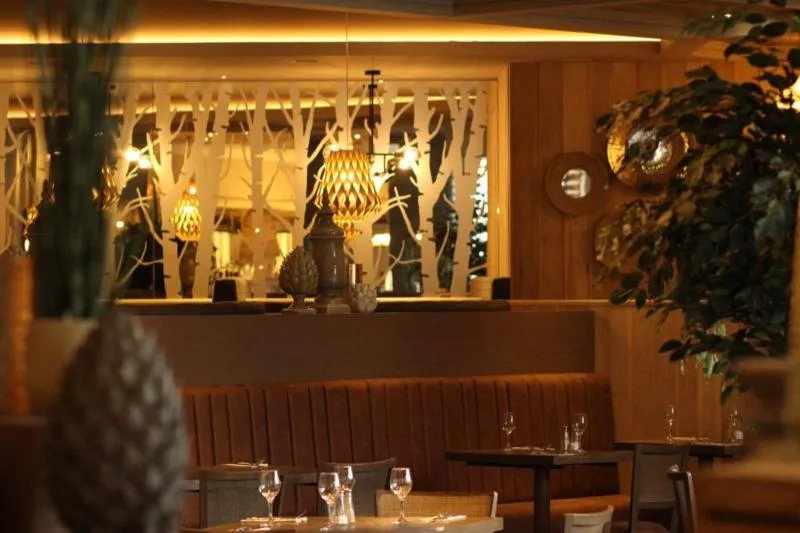 Riverside Lodge Hotel