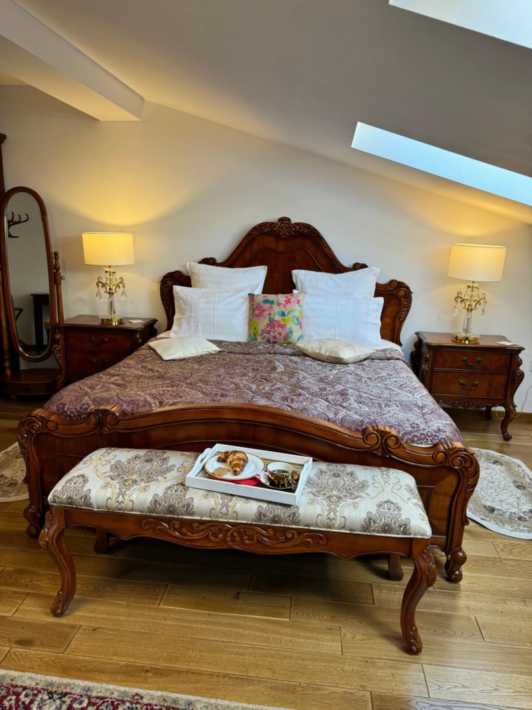 Bed in Cetatea Medievala