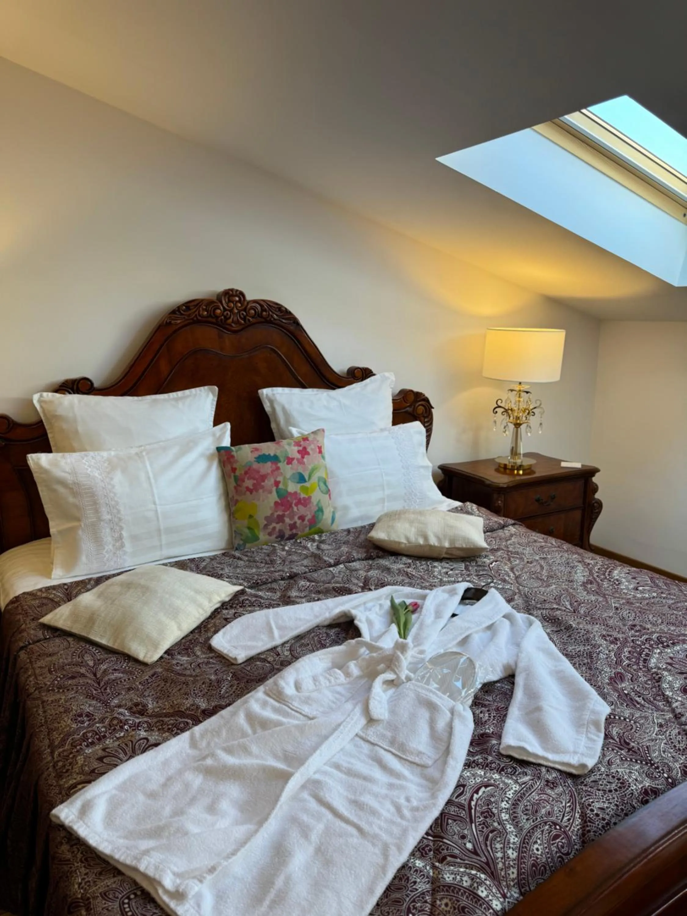 Bed in Cetatea Medievala