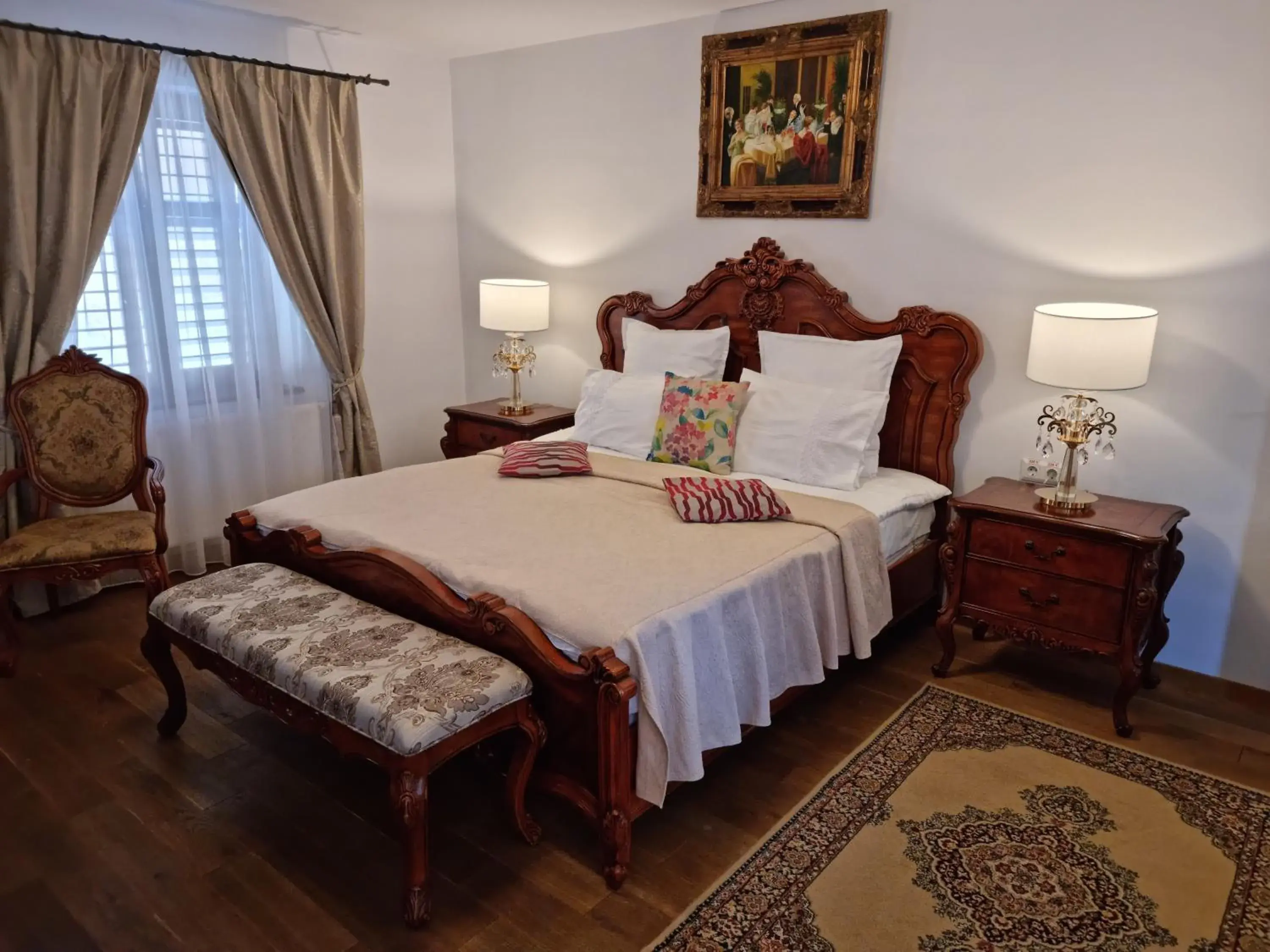 Double Room with Spa Bath in Cetatea Medievala Double Room with Spa Bath in Cetatea Medievala
