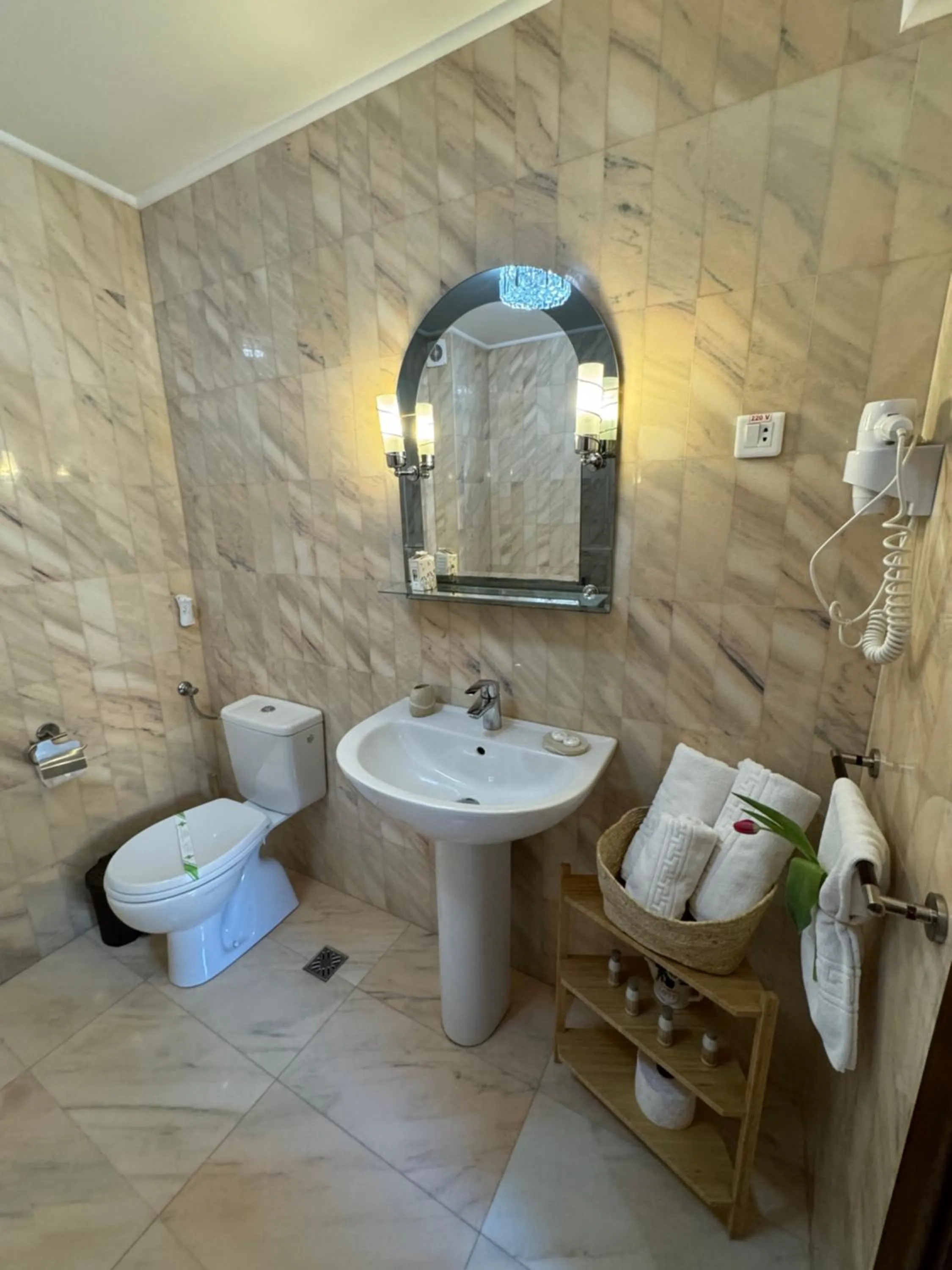 Bathroom in Cetatea Medievala