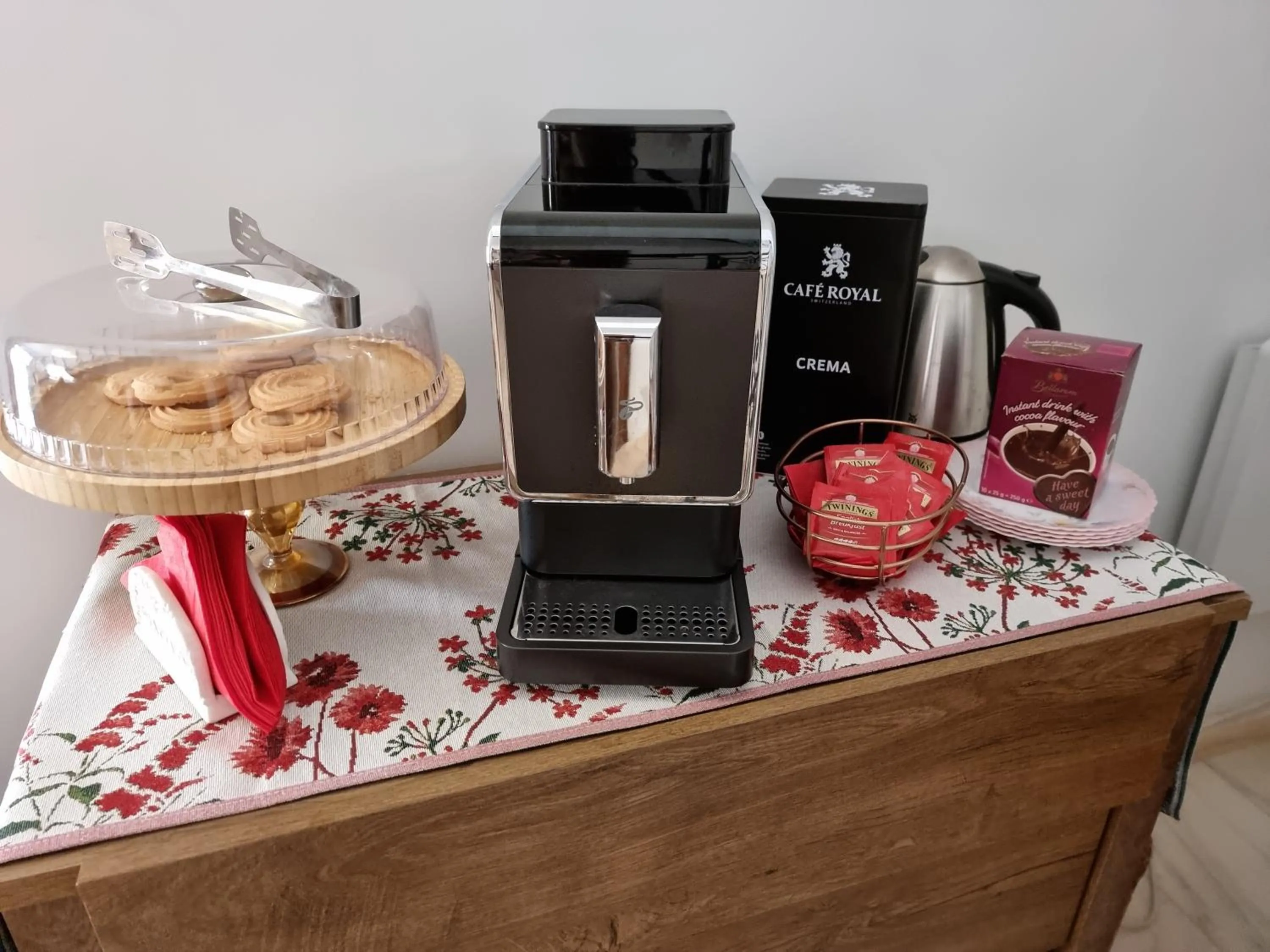 Coffee/tea facilities in Cetatea Medievala