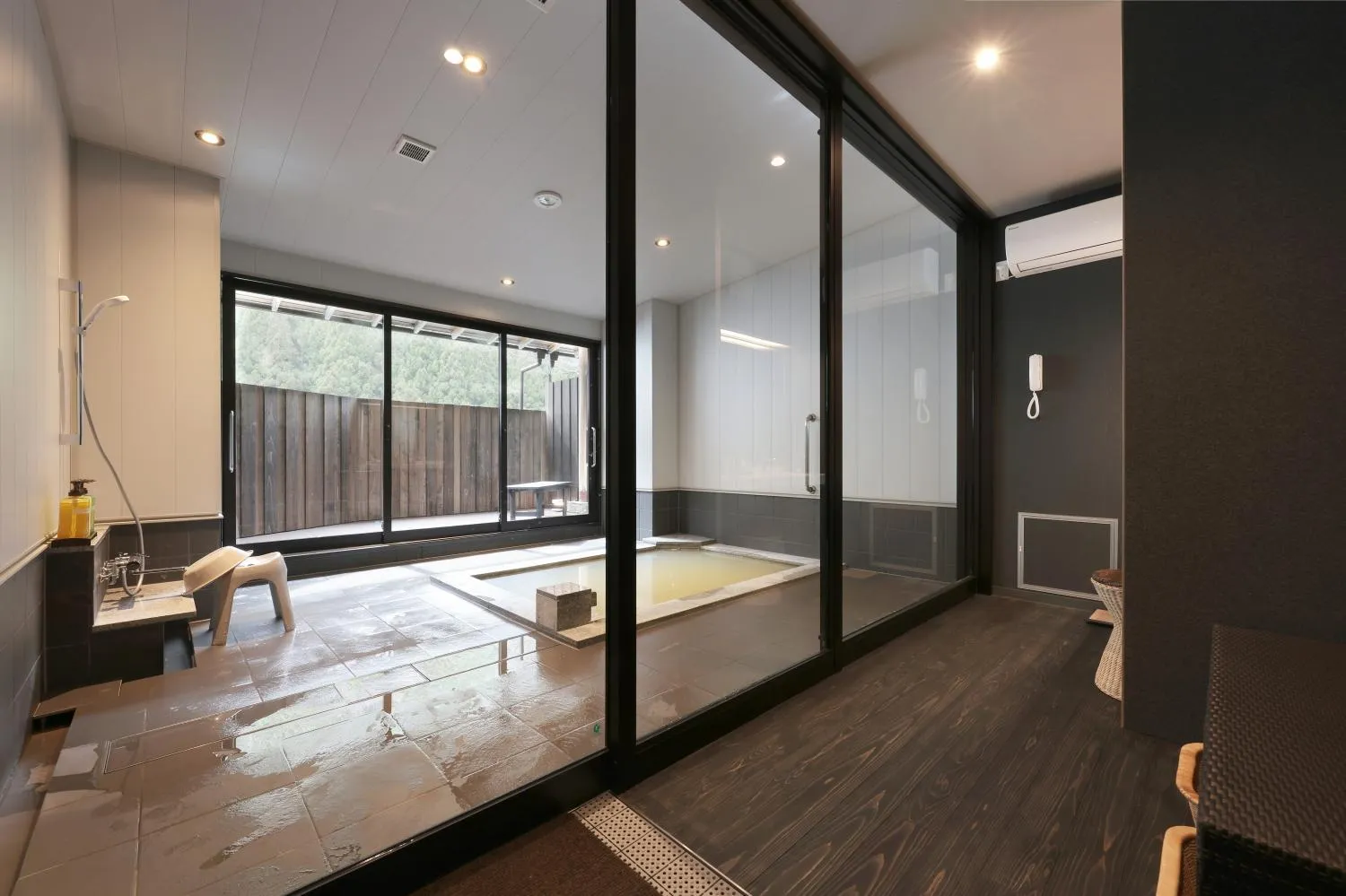 Hot Spring Bath in Akagi Onsen Hotel