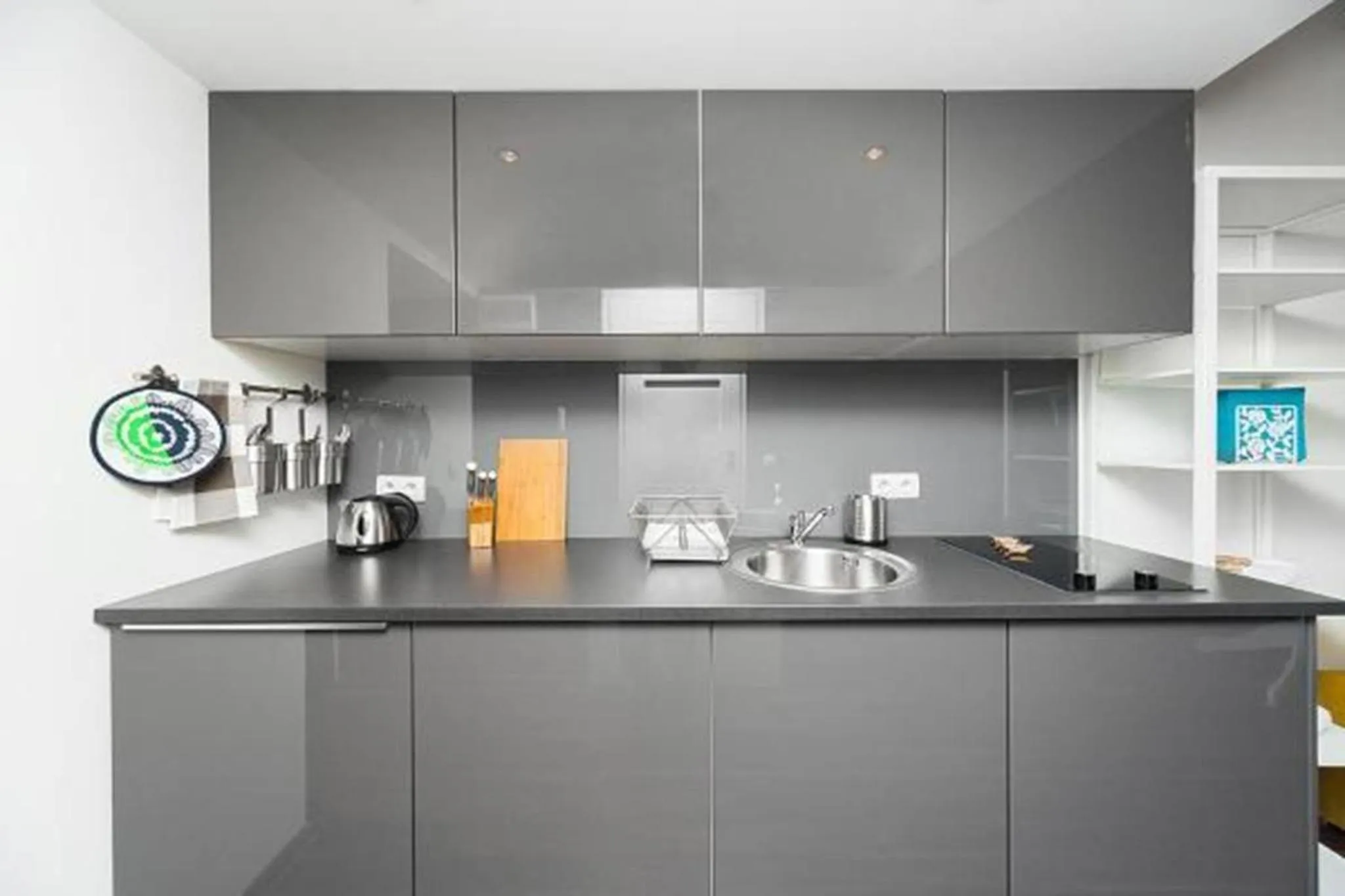 Kitchen or kitchenette in 2 Nights Apartments - great location, right next to Main Rail and Bus Station, 10 min to Main Square by foot