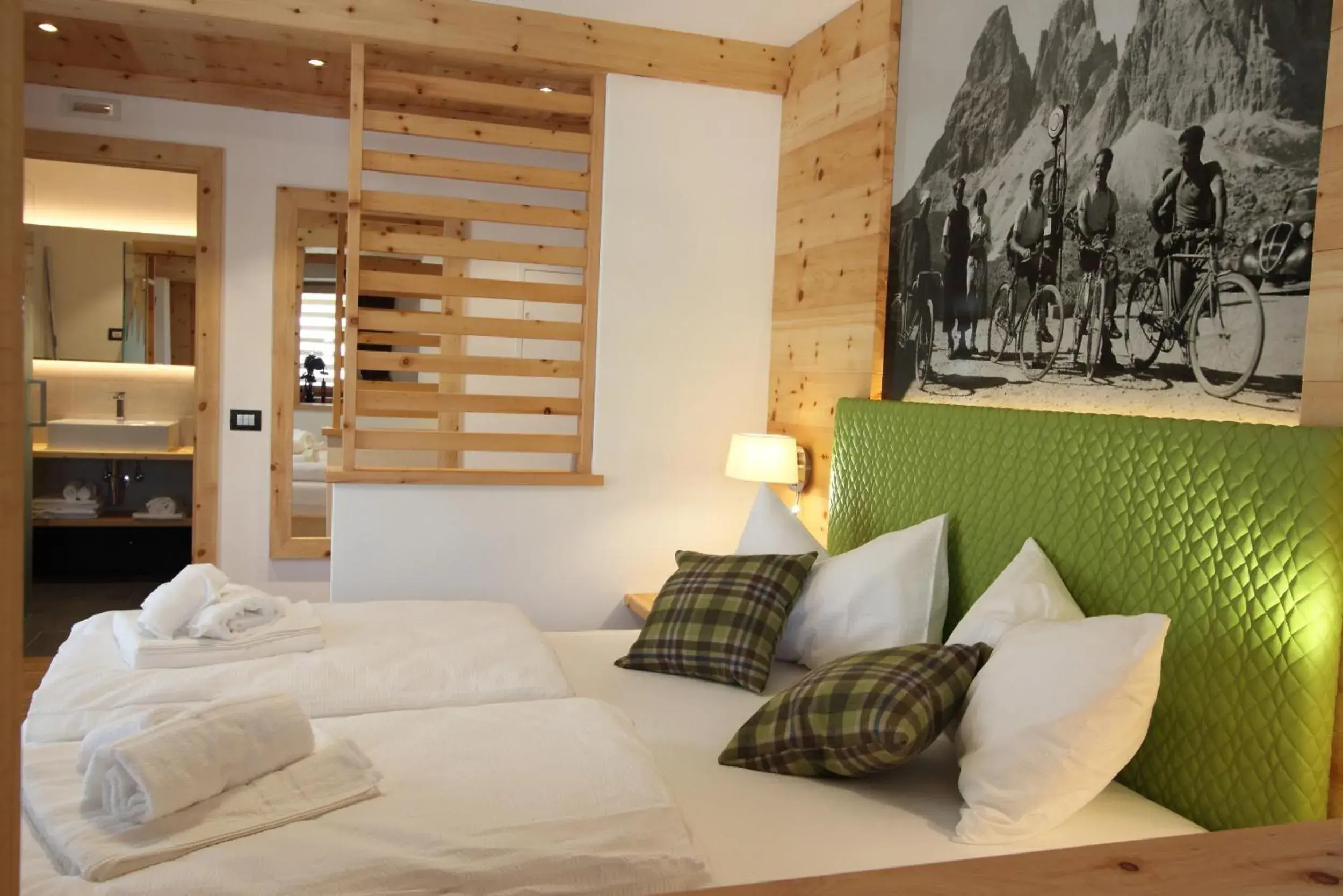 Junior Suite in DOLOMITES B&B - Suites, Apartments and SPA Junior Suite in DOLOMITES B&B - Suites, Apartments and SPA