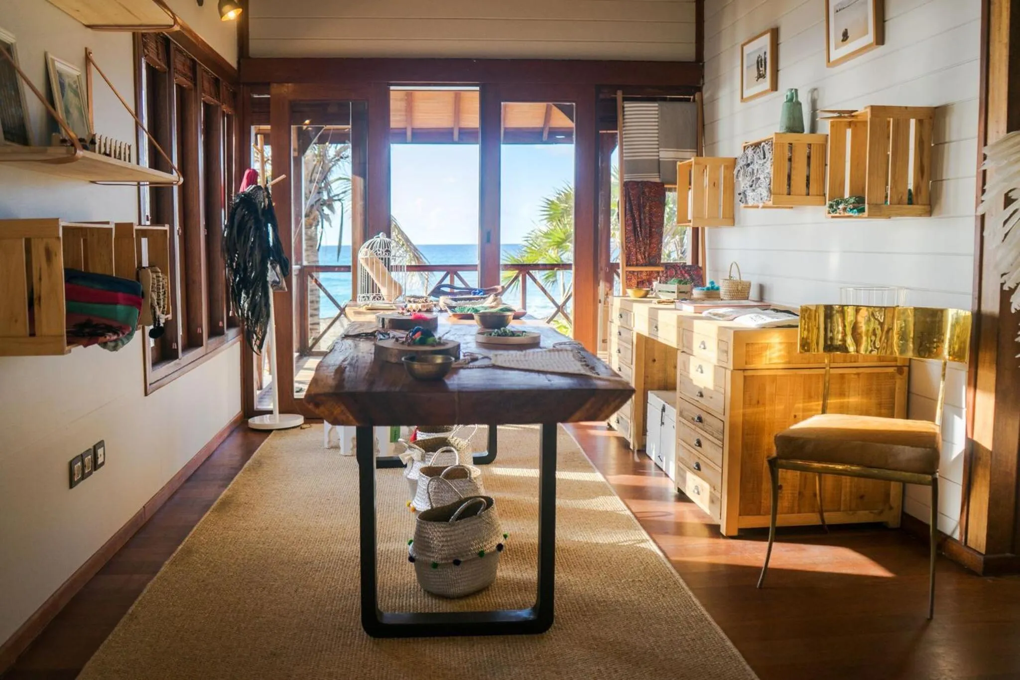 On-site shops in Sentidos Beach Retreat