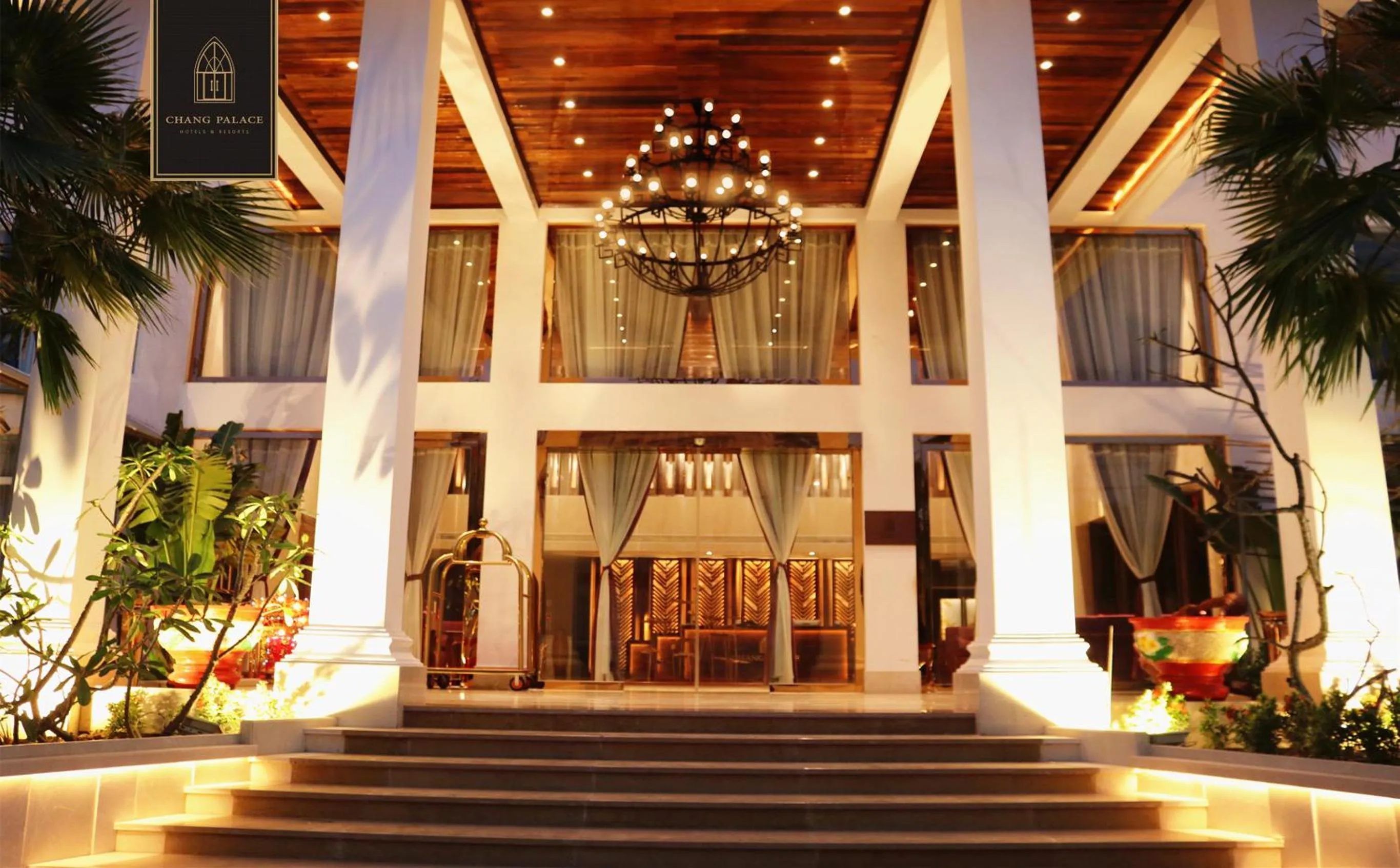 Facade/entrance in Chang Palace Vientiane