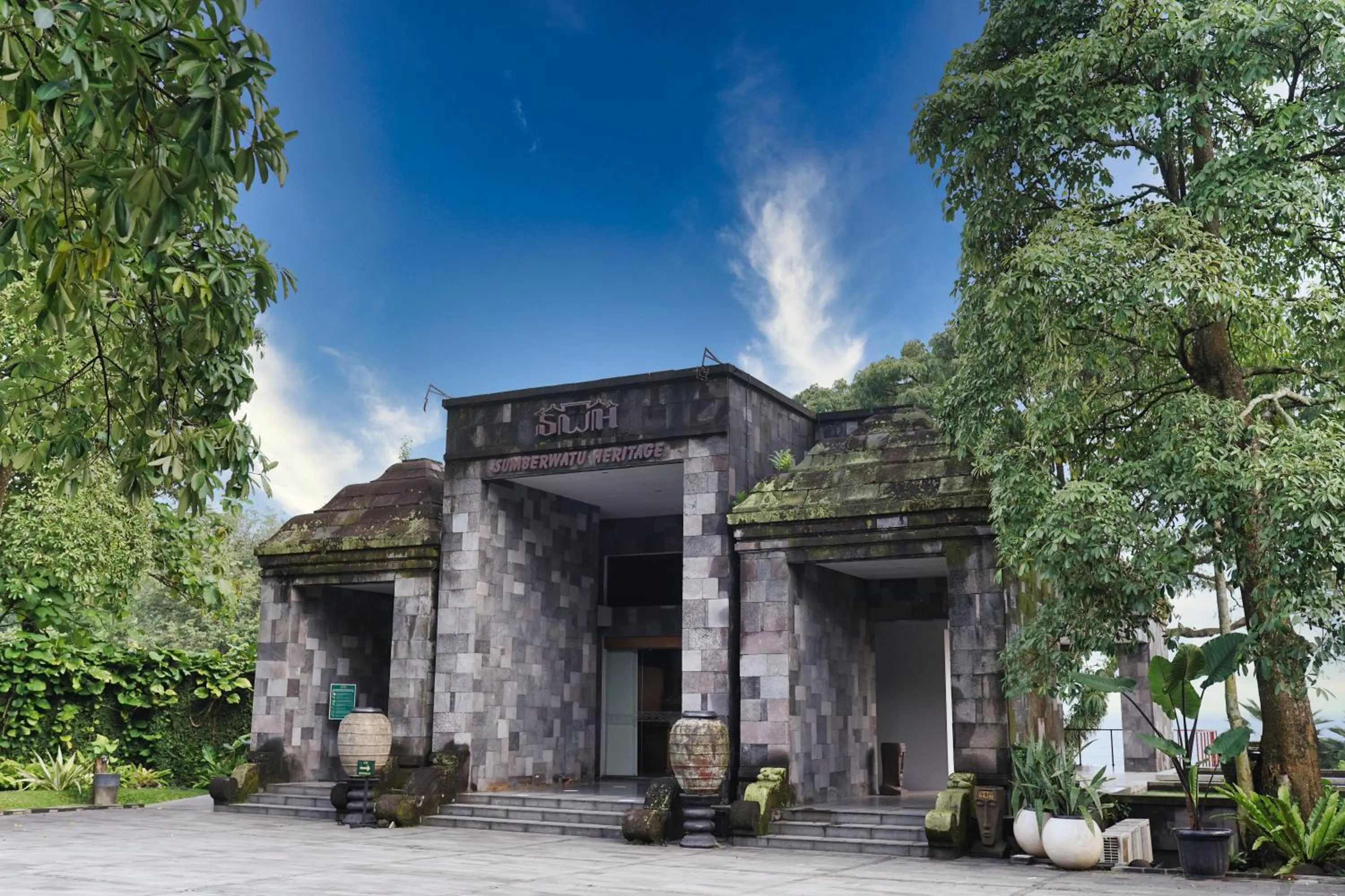 Facade/entrance in Abhayagiri - Sumberwatu Heritage Resort