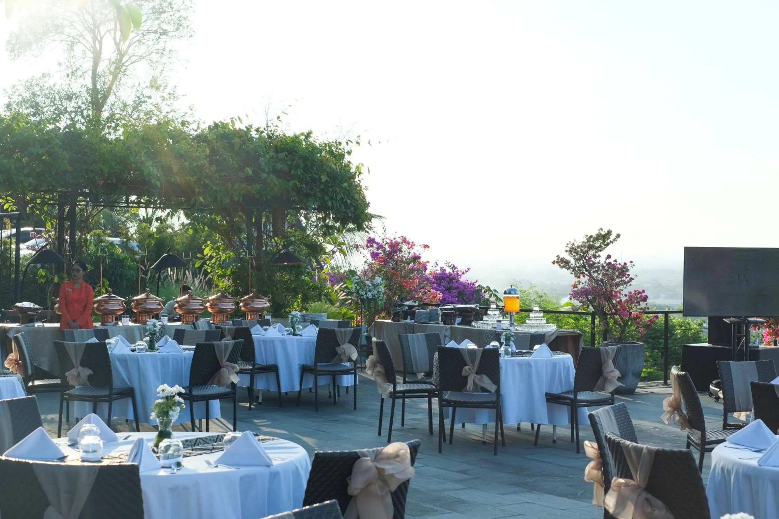 Restaurant/places to eat in Abhayagiri - Sumberwatu Heritage Resort