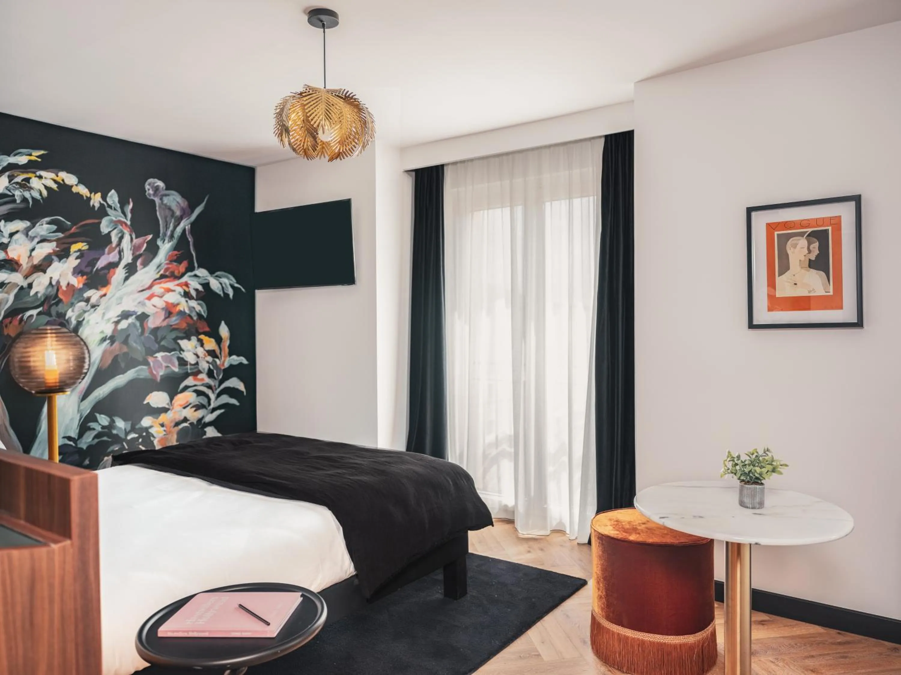 Bed in Billie Hôtel