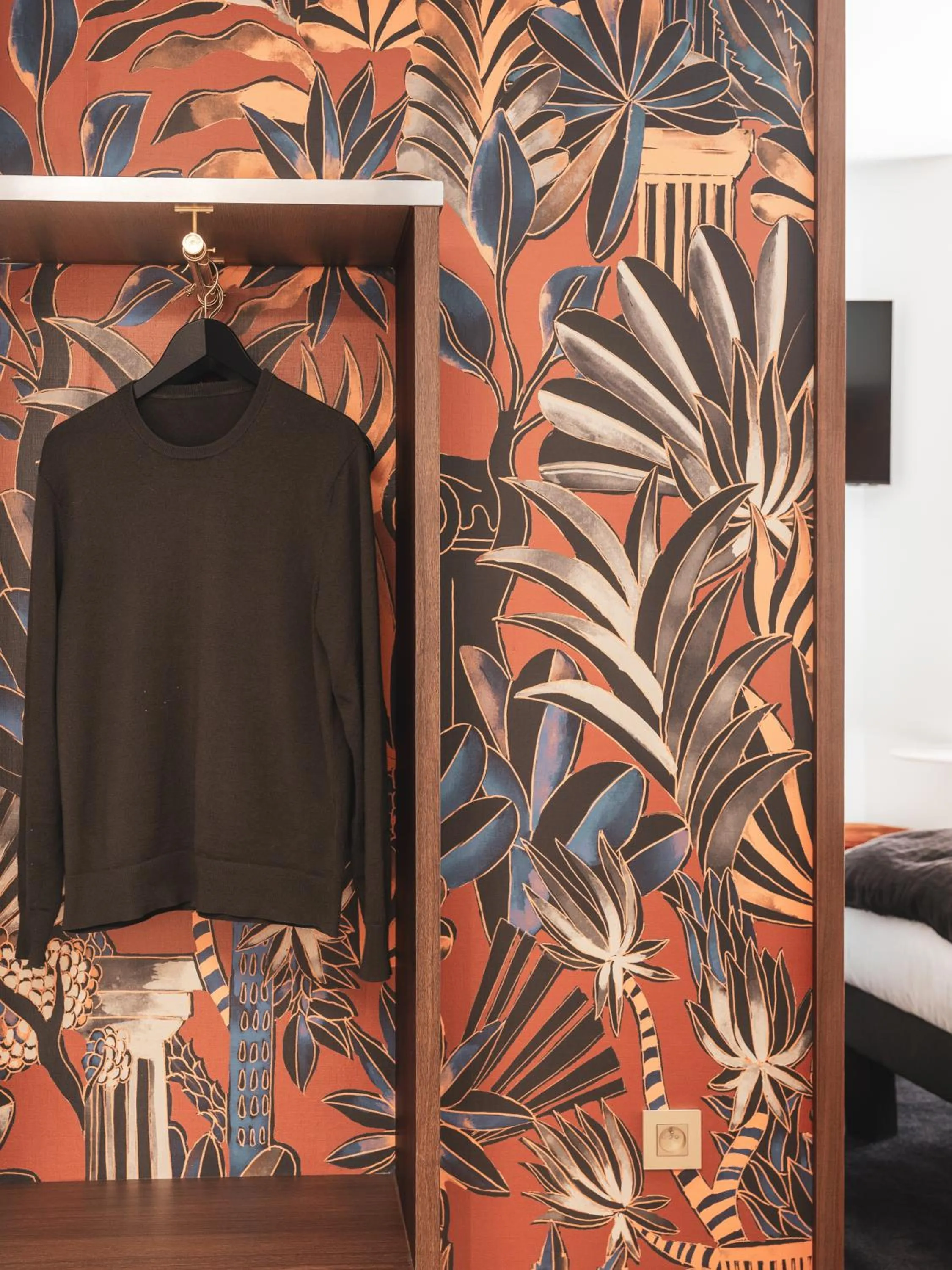 wardrobe in Billie Hôtel