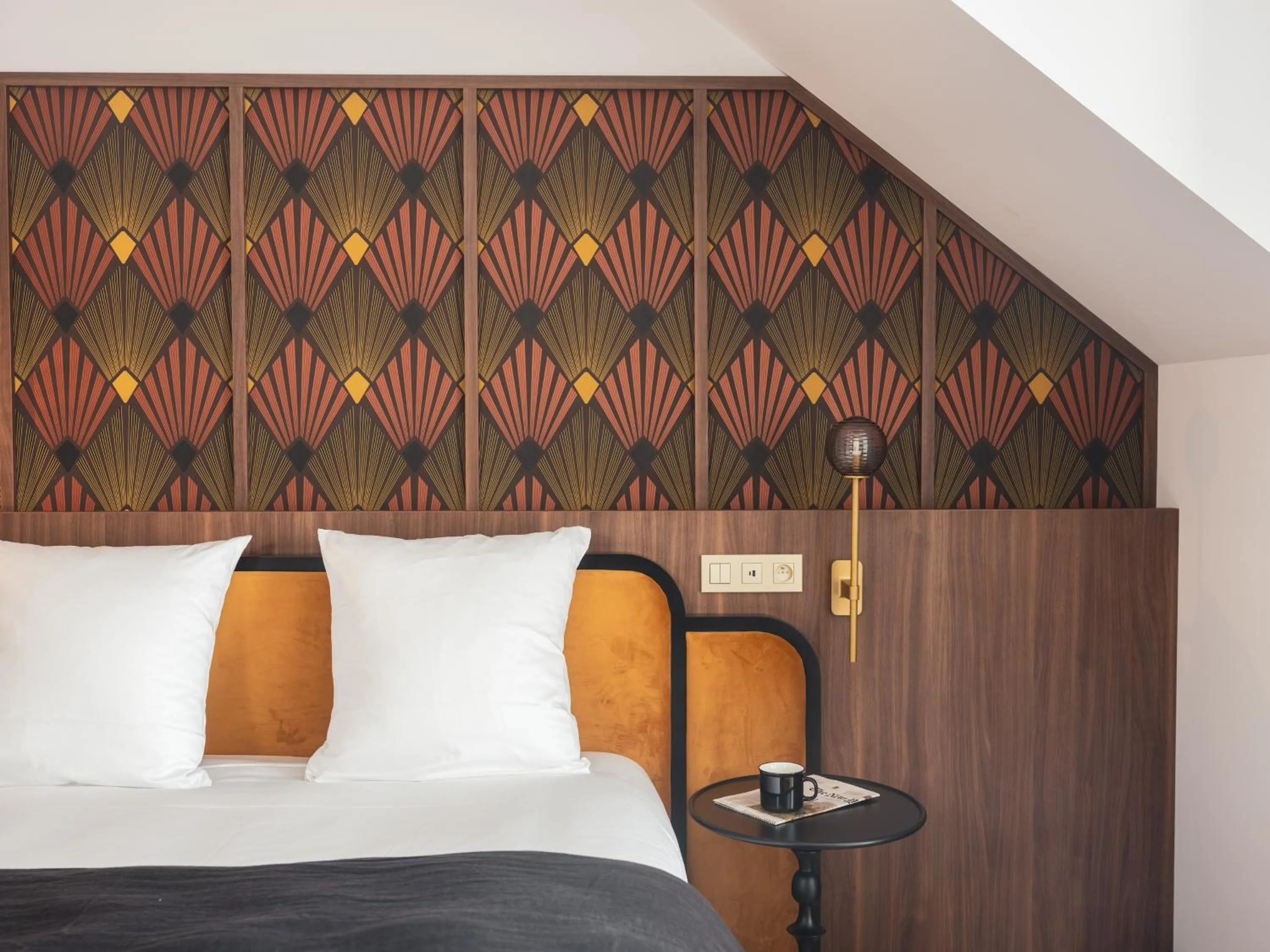 Bed in Billie Hôtel