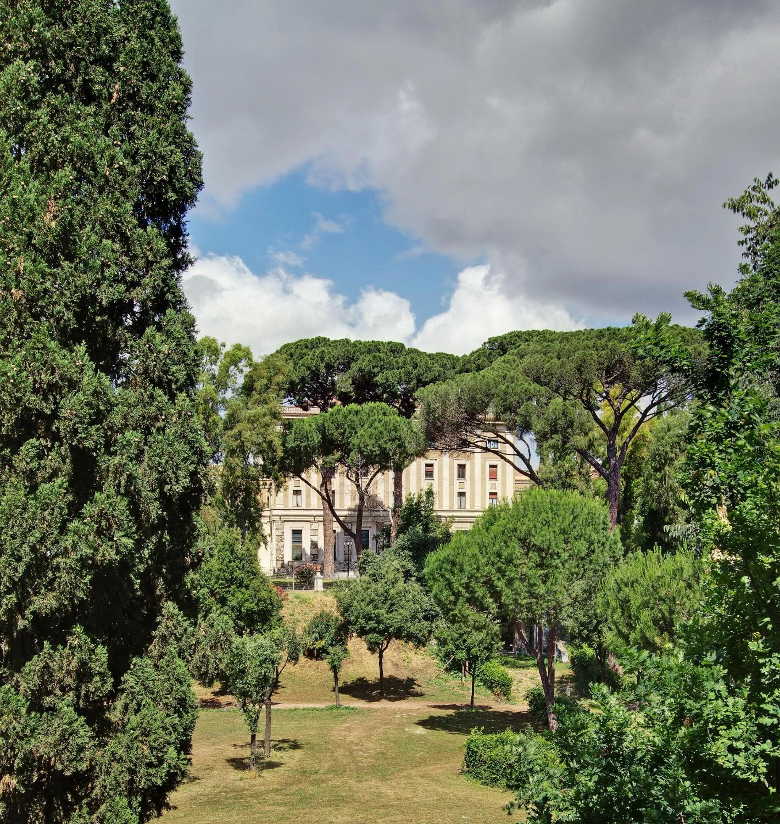 Facade/entrance in TH Roma - Carpegna Palace