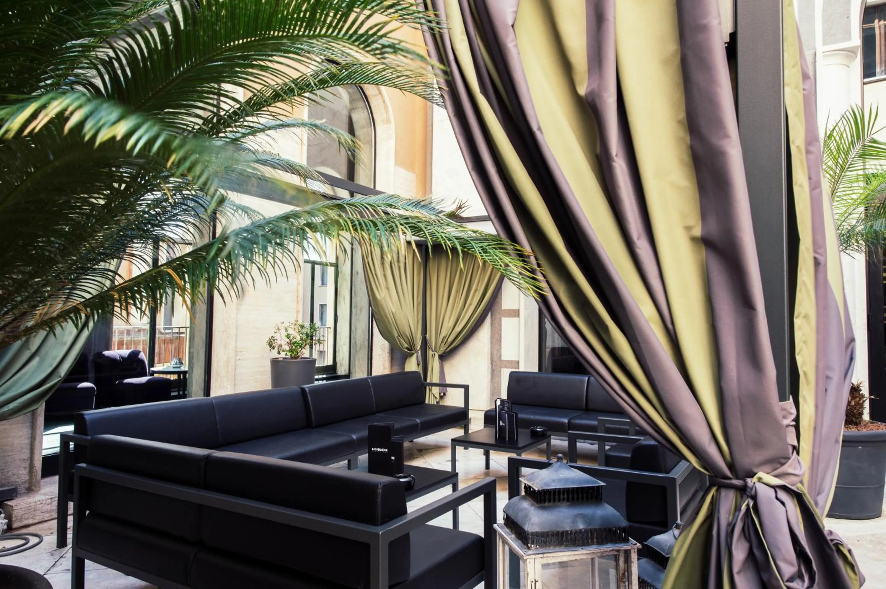 Food in TH Roma - Carpegna Palace