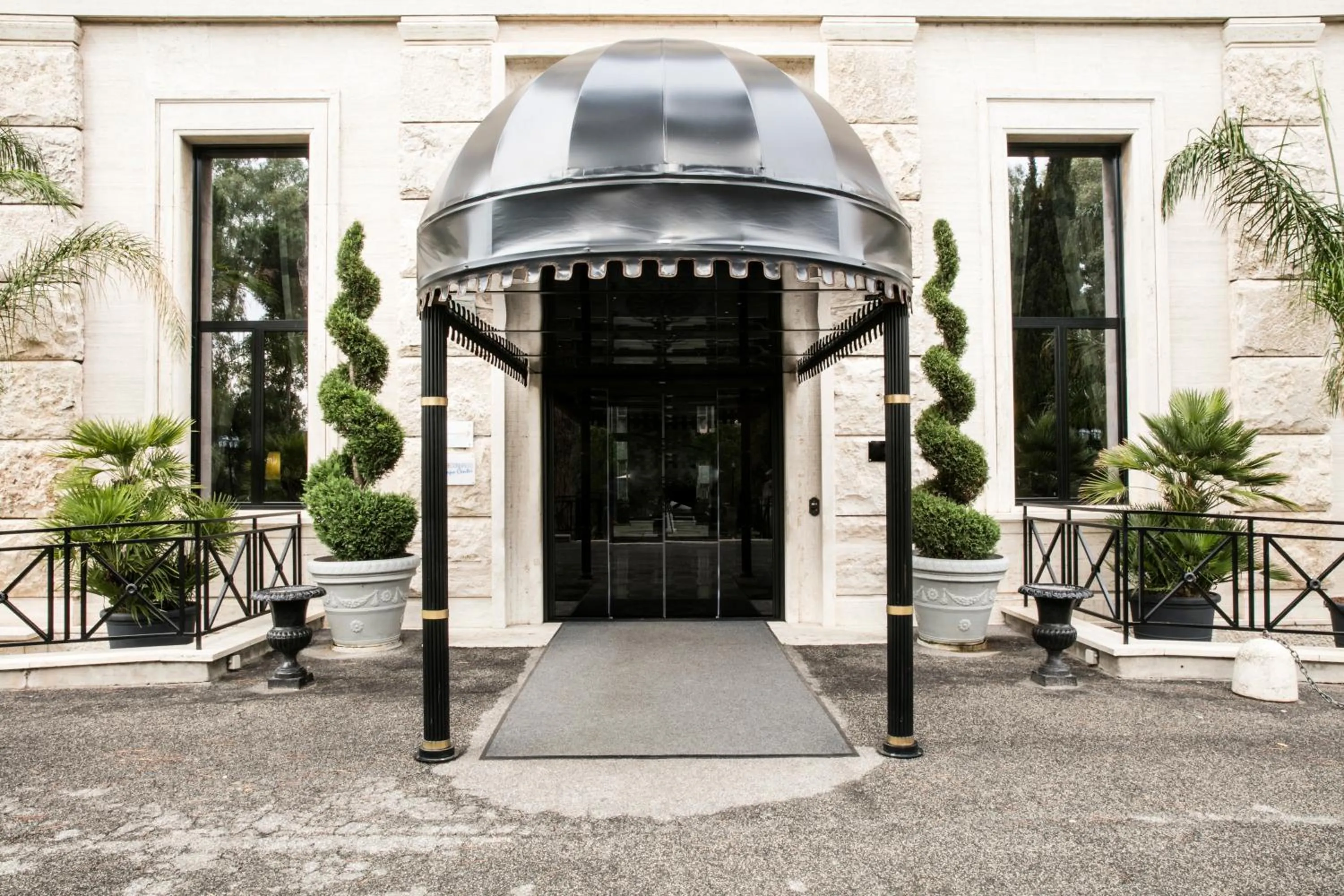Facade/entrance in TH Roma - Carpegna Palace