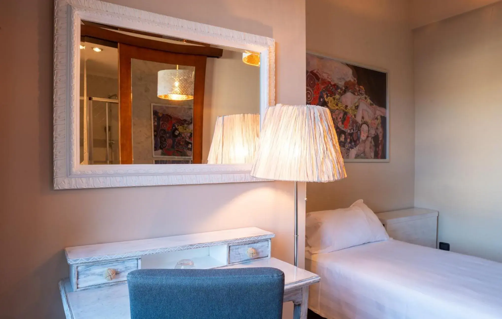 Single Room in TH Roma - Carpegna Palace Single Room in TH Roma - Carpegna Palace