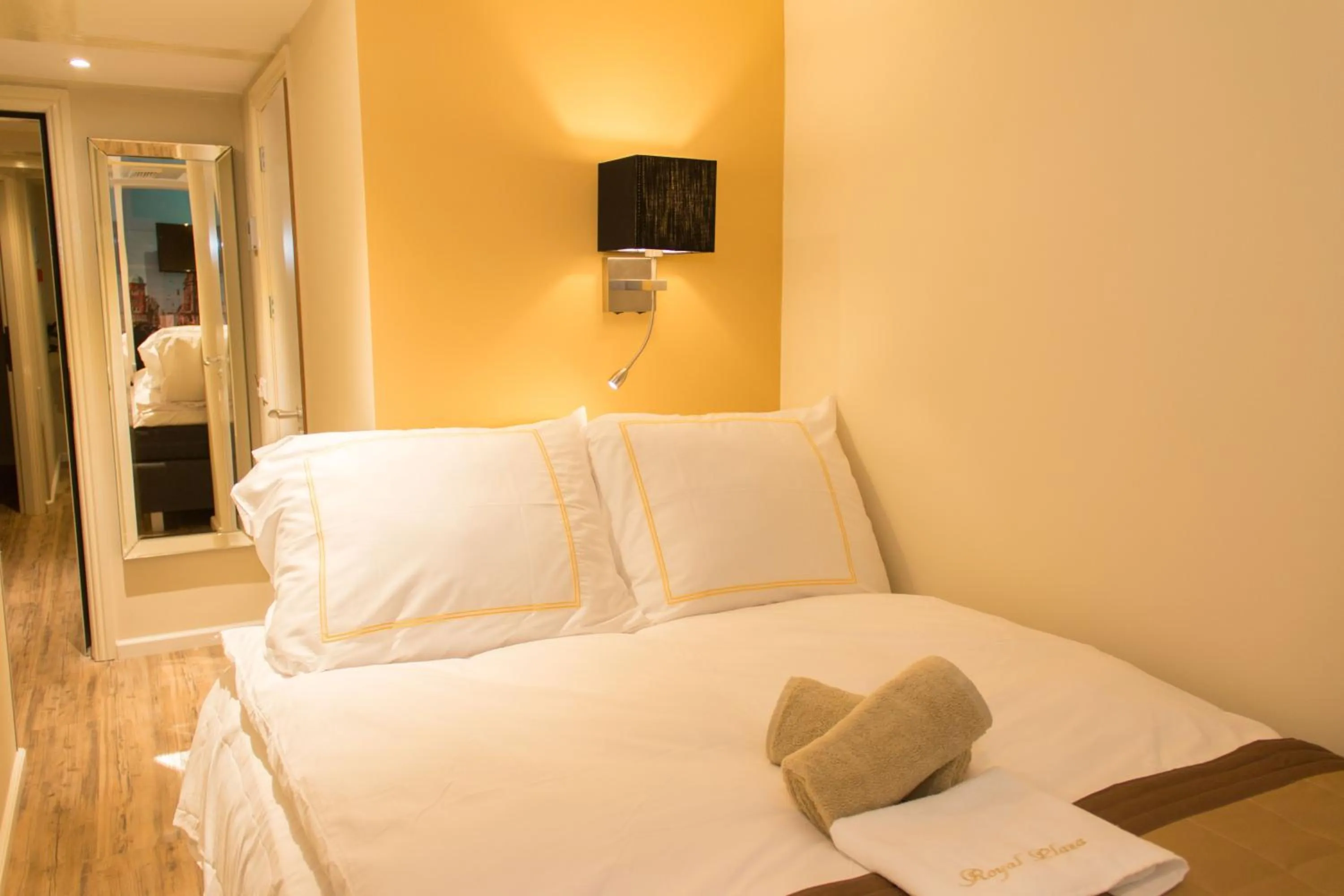 Bed in Royal Plaza Hotel Amsterdam