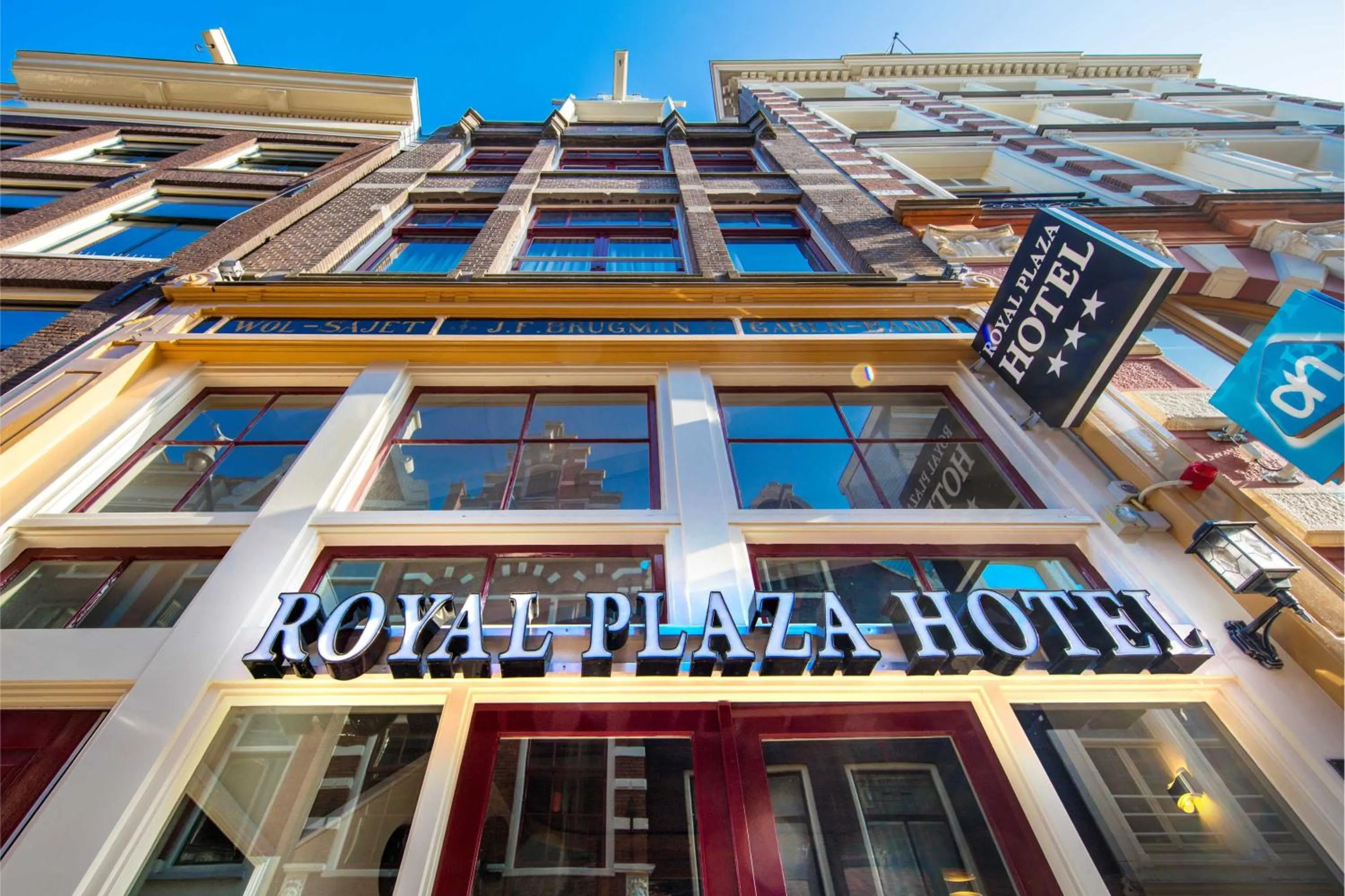 Facade/entrance in Royal Plaza Hotel Amsterdam