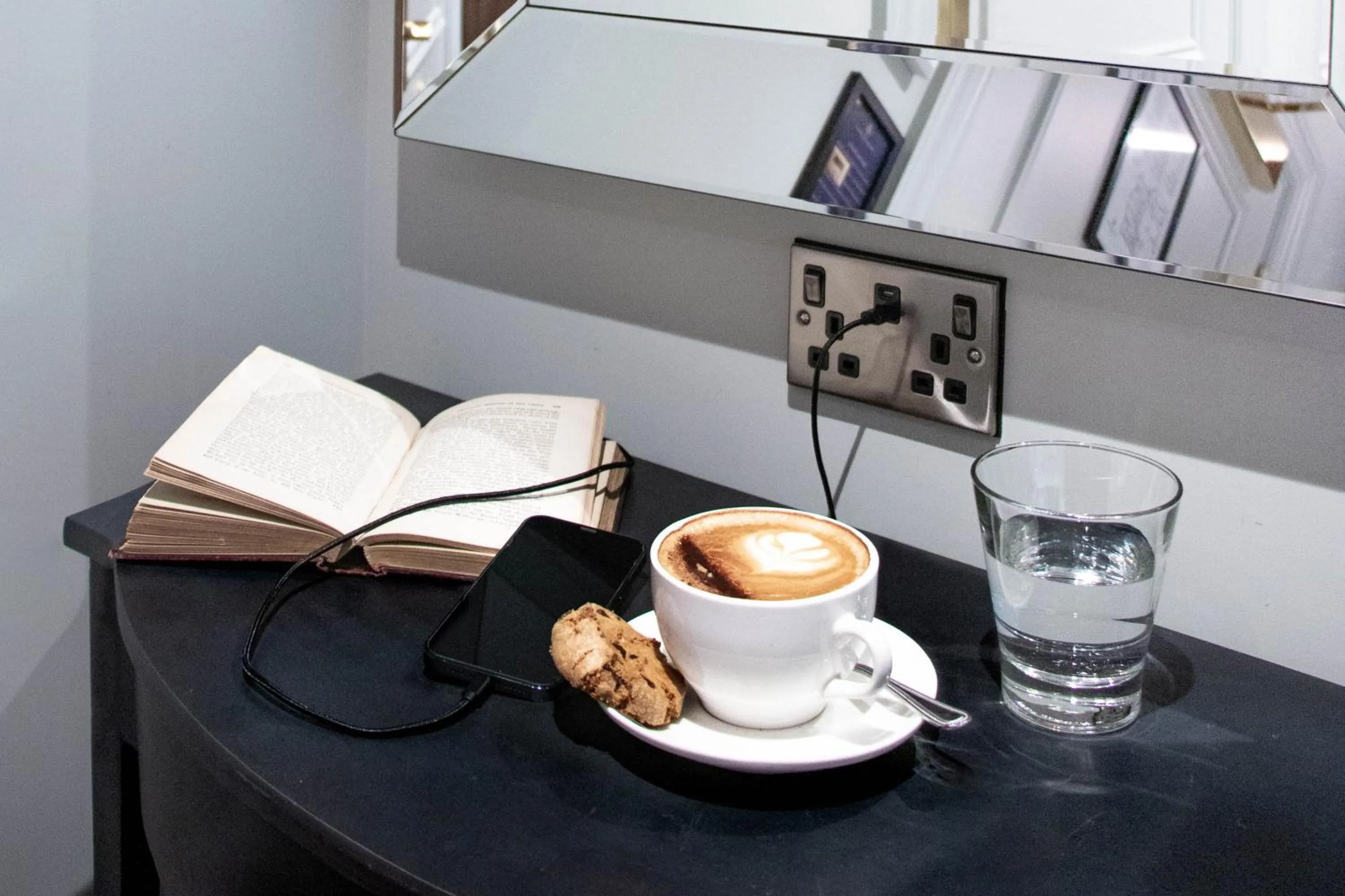 Coffee/tea facilities in Killarney Dromhall Hotel