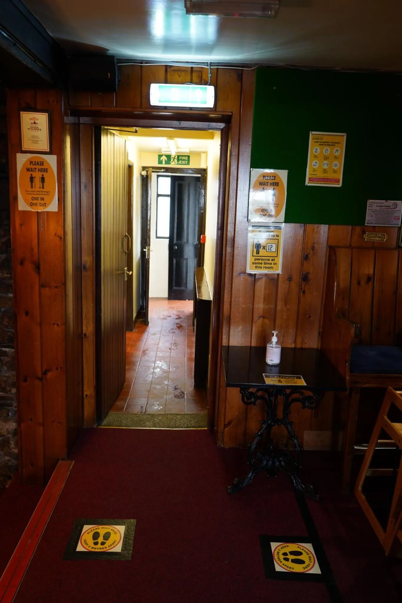 Lounge or bar in Fox & Hounds Hotel