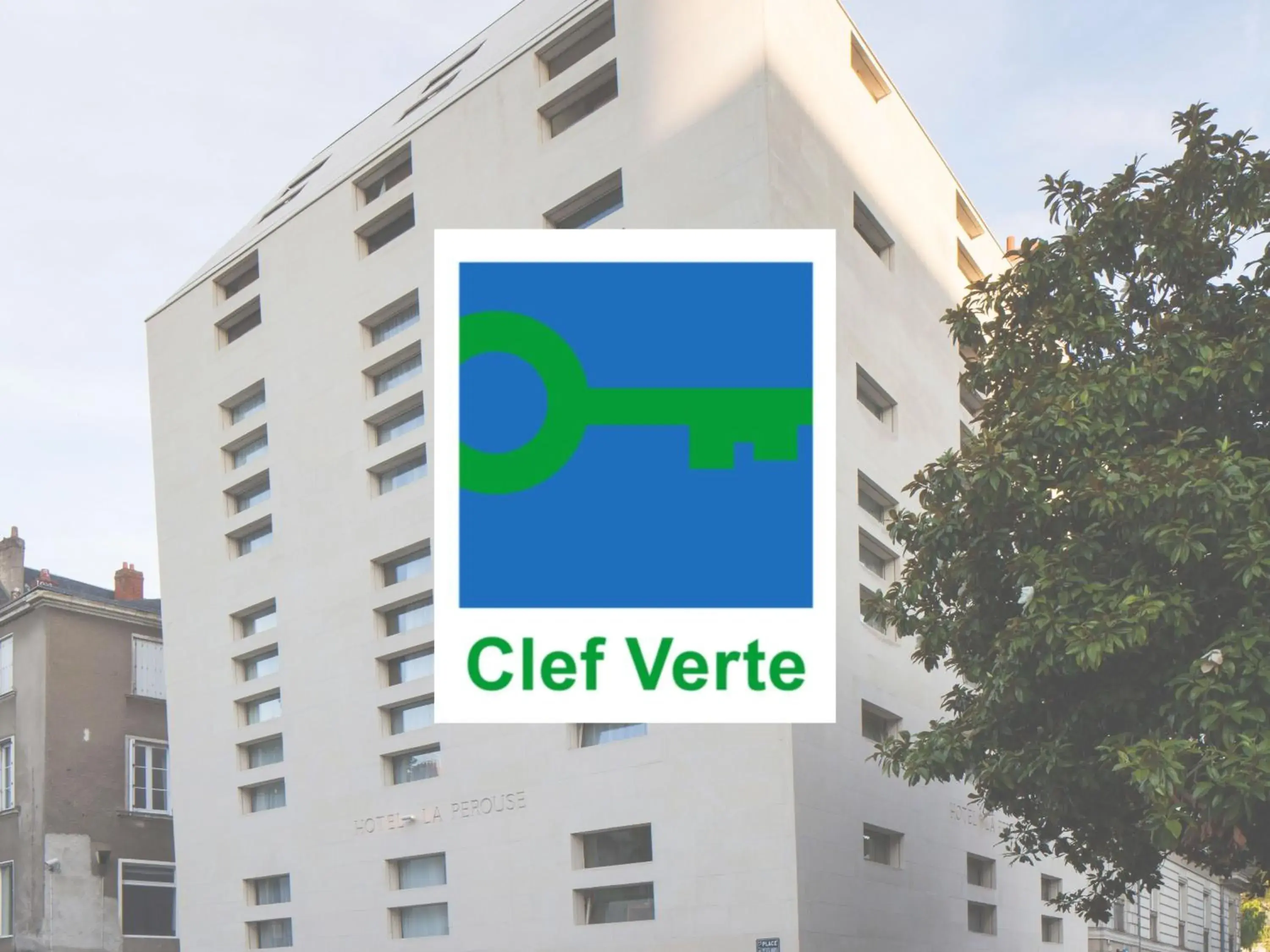 Property building in Hôtel La Pérouse Property building in Hôtel La Pérouse