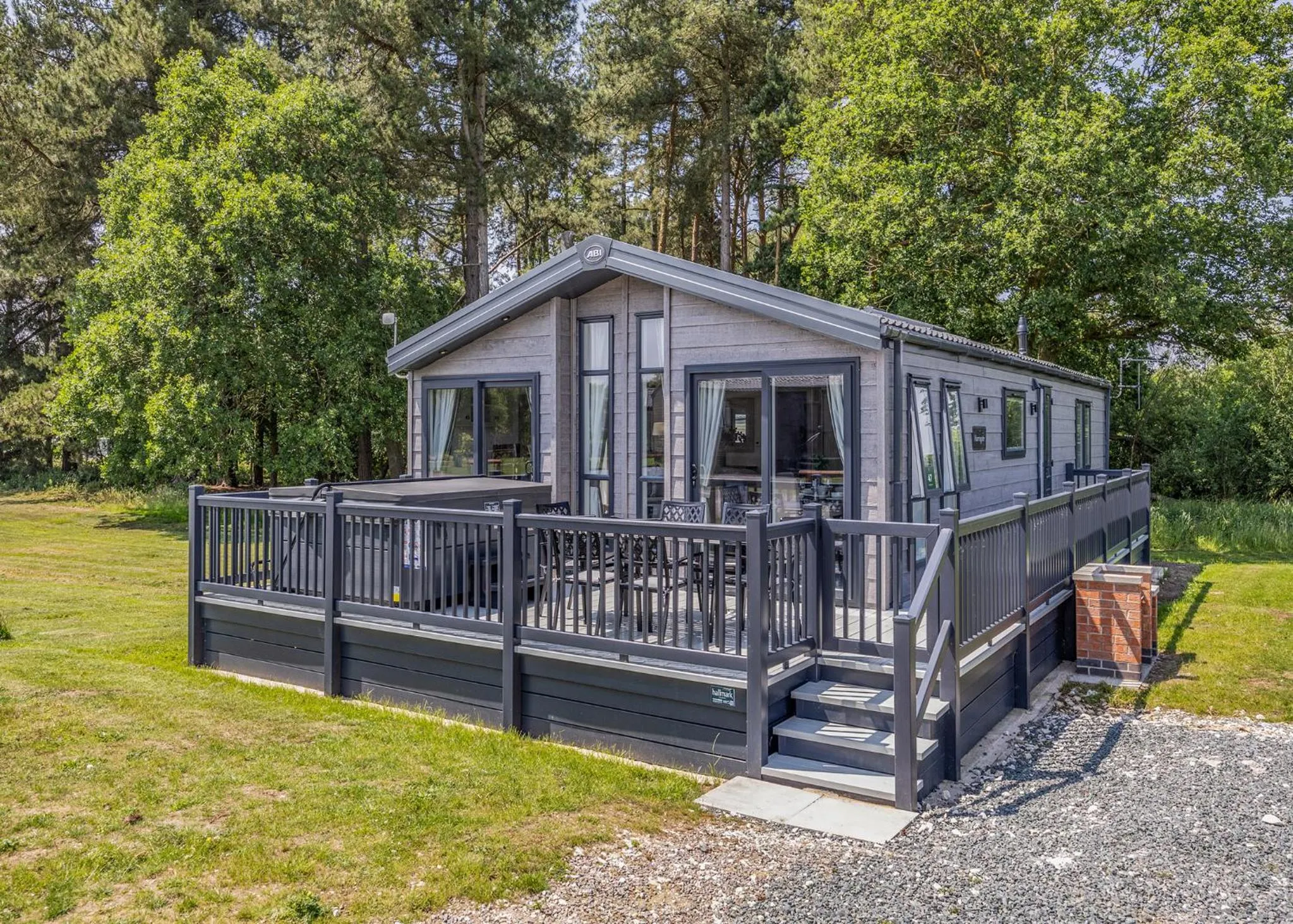 Property building in Woodhall Country Park Lodges
