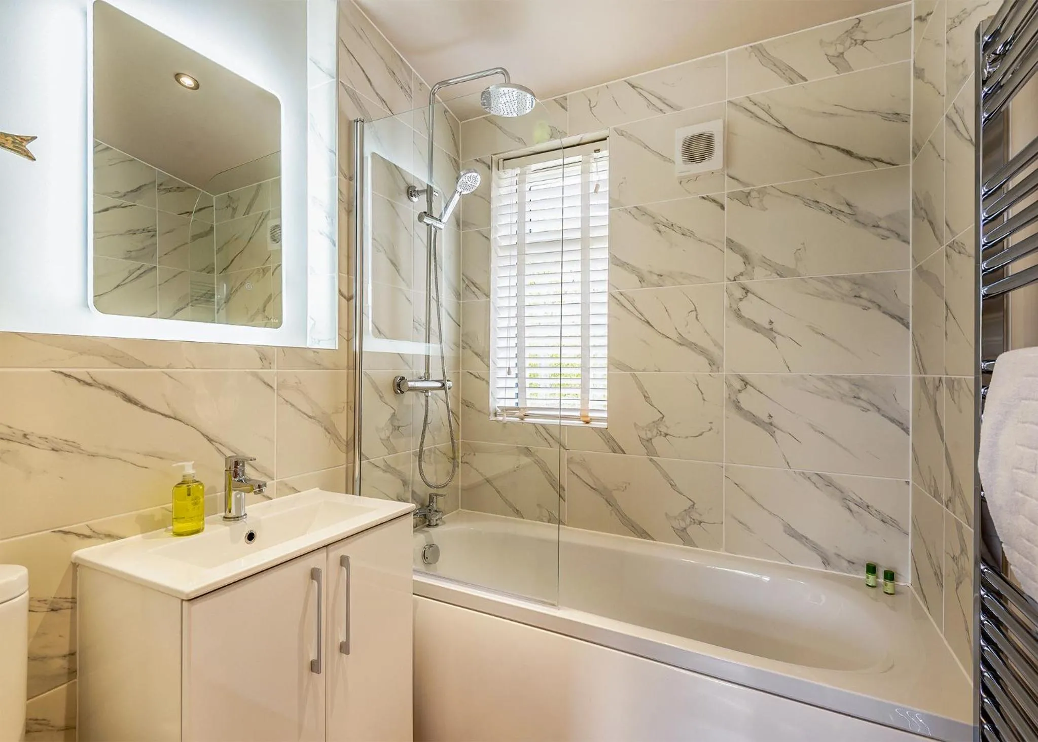 Property building in Woodhall Country Park Lodges